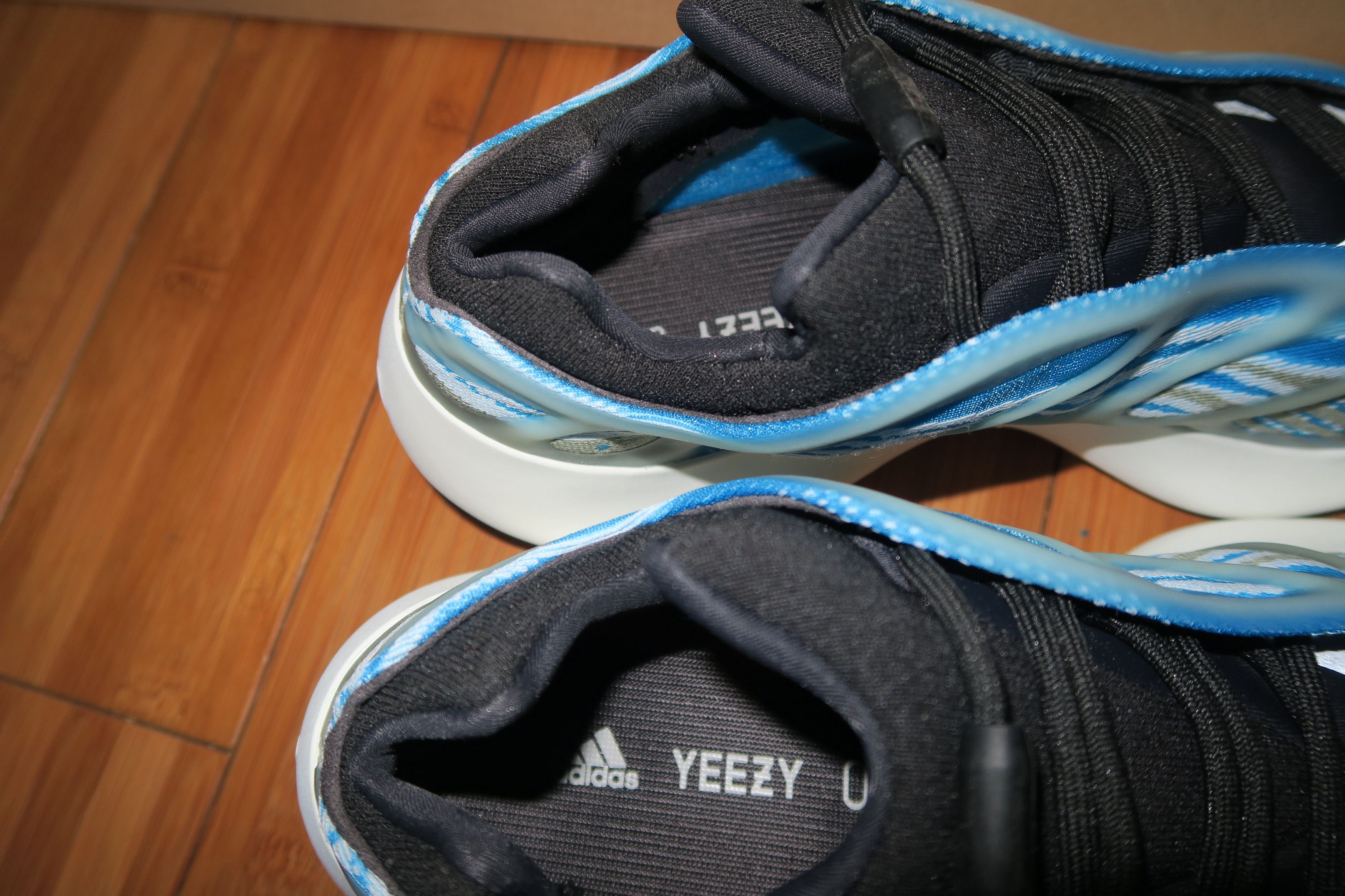 Adidas × Kanye West Adidas Yeezy Boost 700 V3 Azareth With Box Sneakers Size 11 Size US 11 / EU 44 - 10 Thumbnail