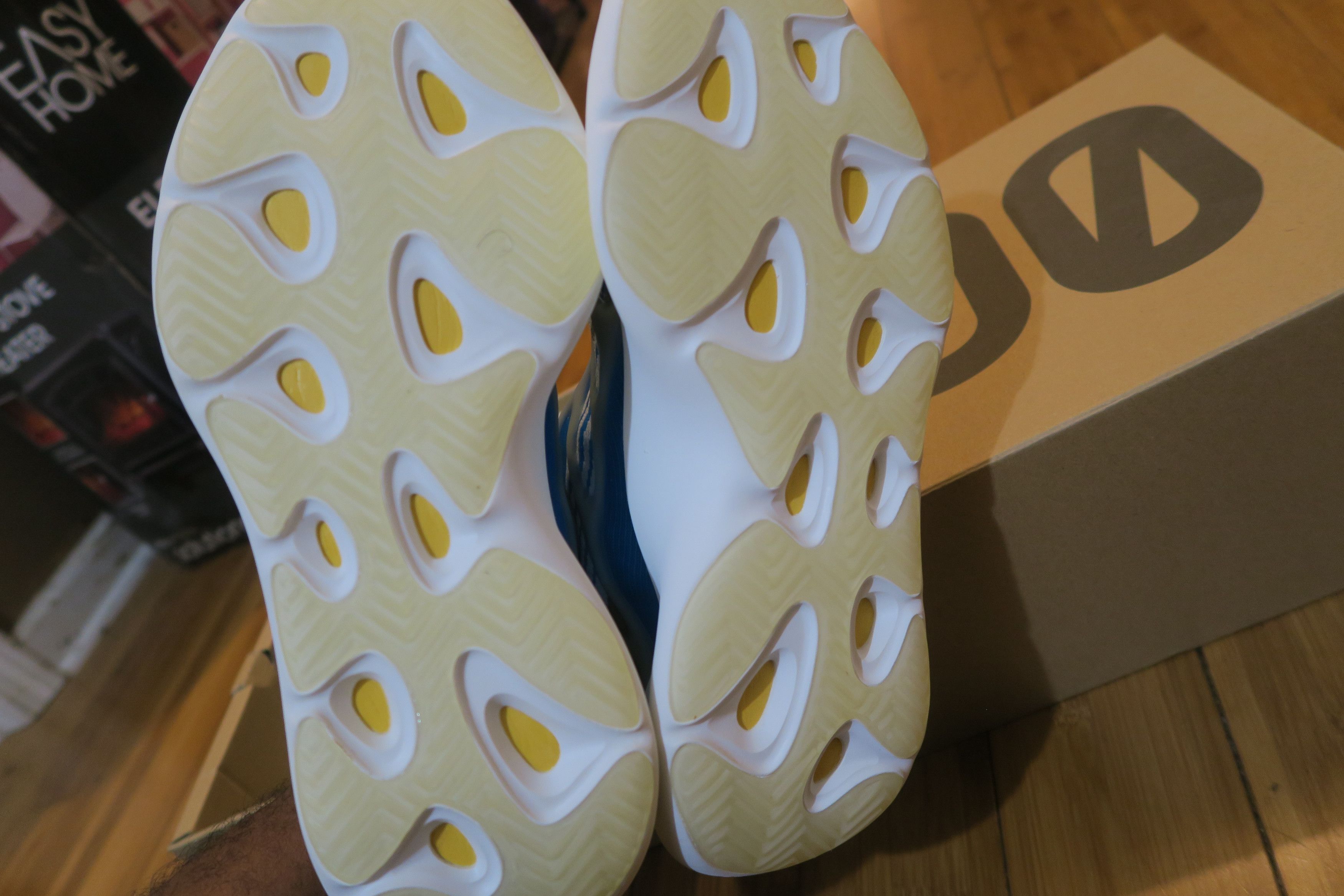 Adidas × Kanye West Adidas Yeezy Boost 700 V3 Azareth With Box Sneakers Size 11 Size US 11 / EU 44 - 12 Thumbnail