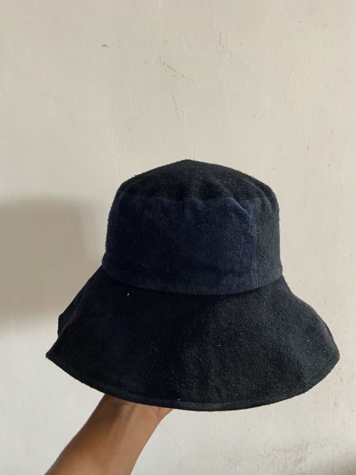 Leather Reversible patchwork Suede Bucket Hat Size ONE SIZE - 6 Thumbnail