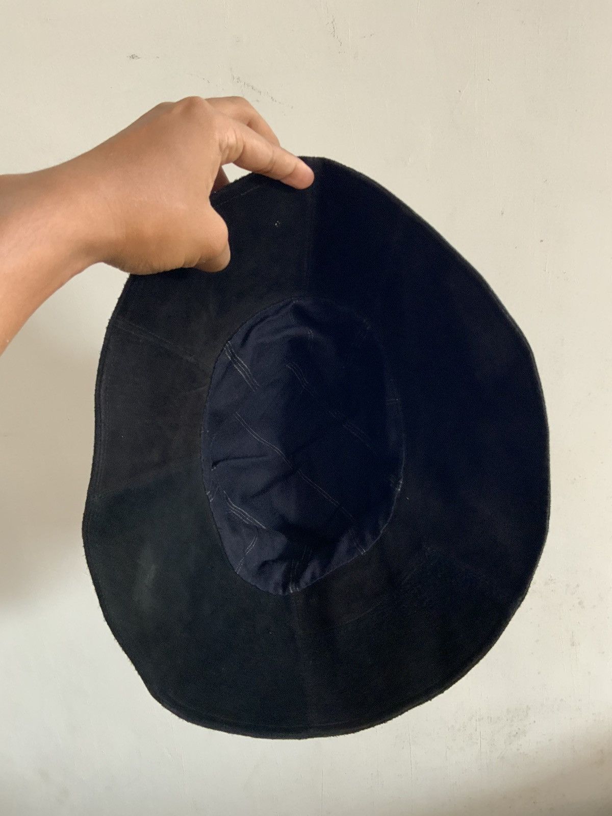Leather Reversible patchwork Suede Bucket Hat Size ONE SIZE - 8 Thumbnail