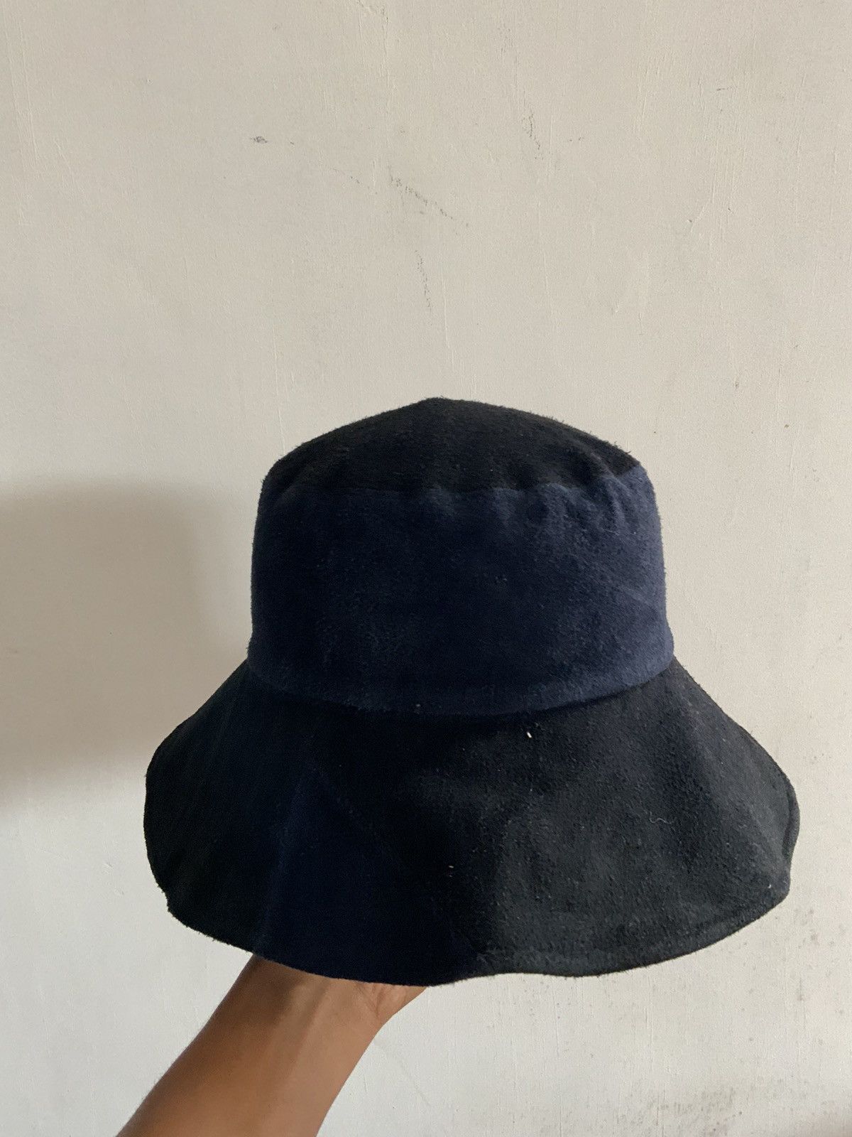 Leather Reversible patchwork Suede Bucket Hat Size ONE SIZE - 5 Thumbnail