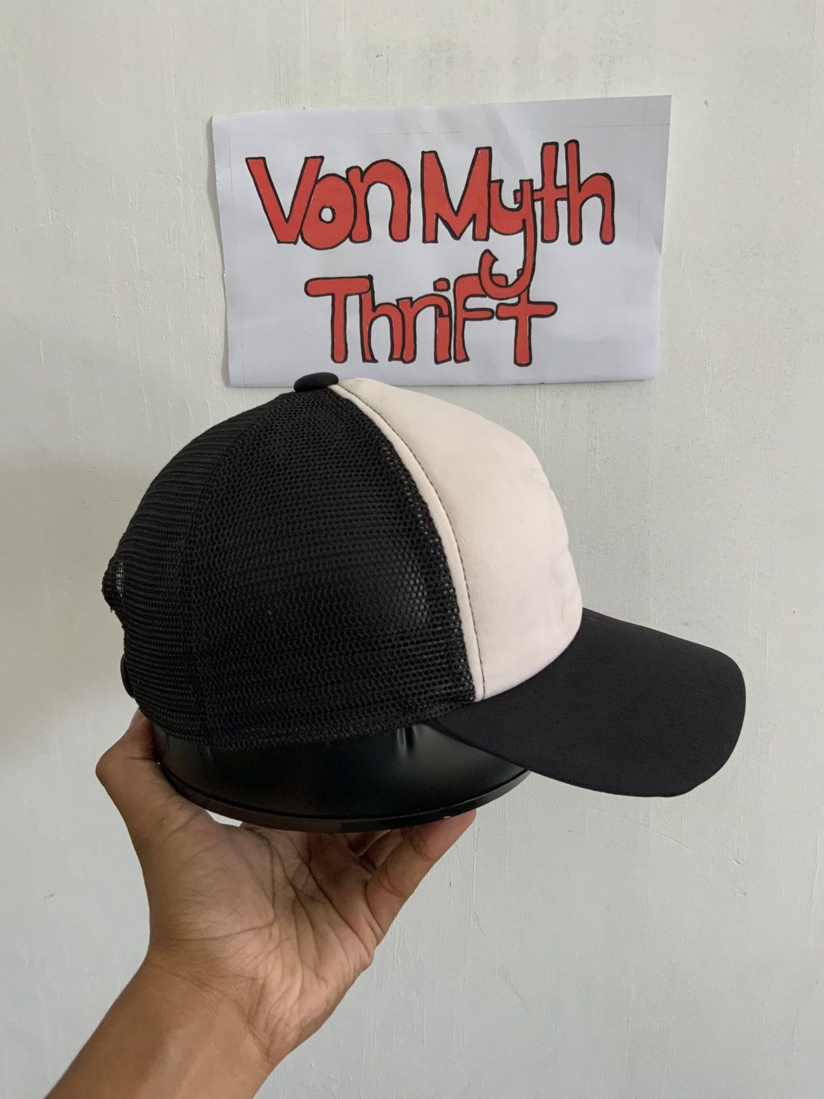 If Six Was Nine Black Flower Japan Streetwear Trucker Hat Size ONE SIZE - 4 Thumbnail
