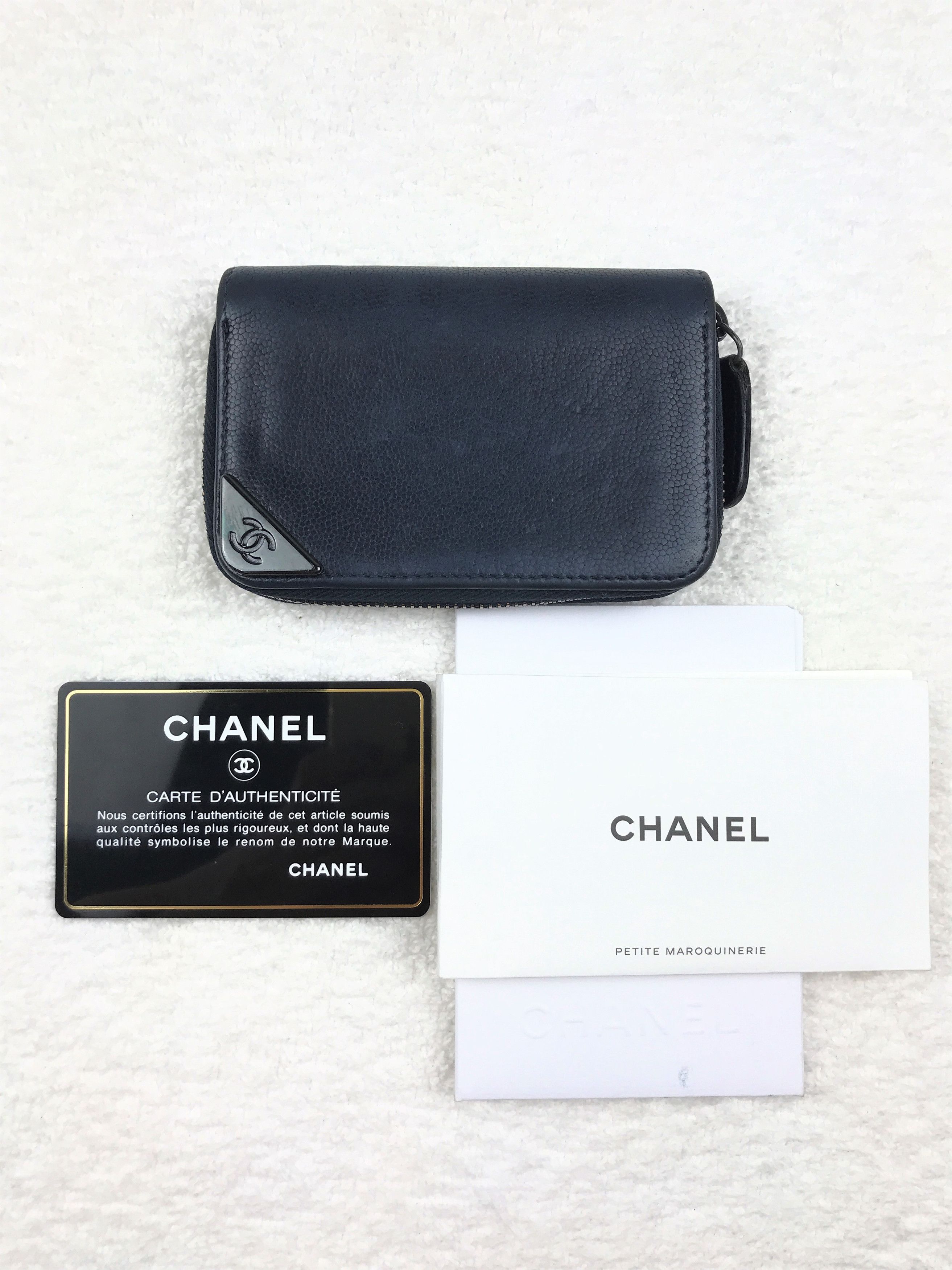 Chanel Vintage Chanel Caviar Skin Round Zip Around Coin Purse Size ONE SIZE - 11 Thumbnail