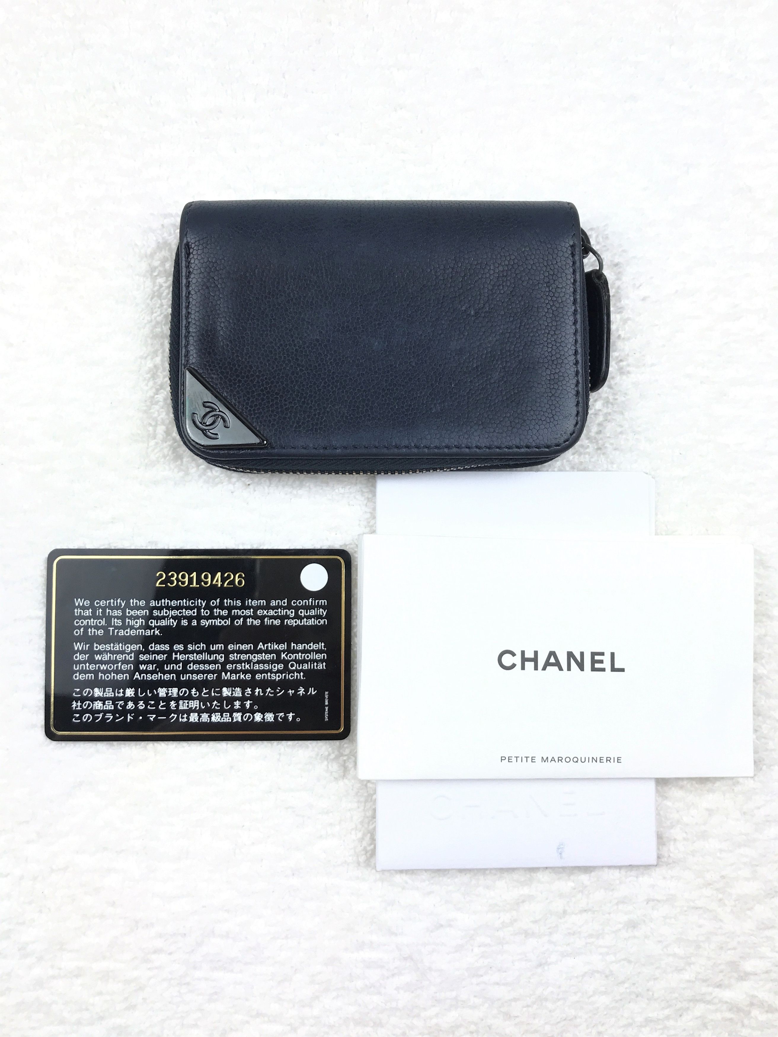 Chanel Vintage Chanel Caviar Skin Round Zip Around Coin Purse Size ONE SIZE - 3 Thumbnail
