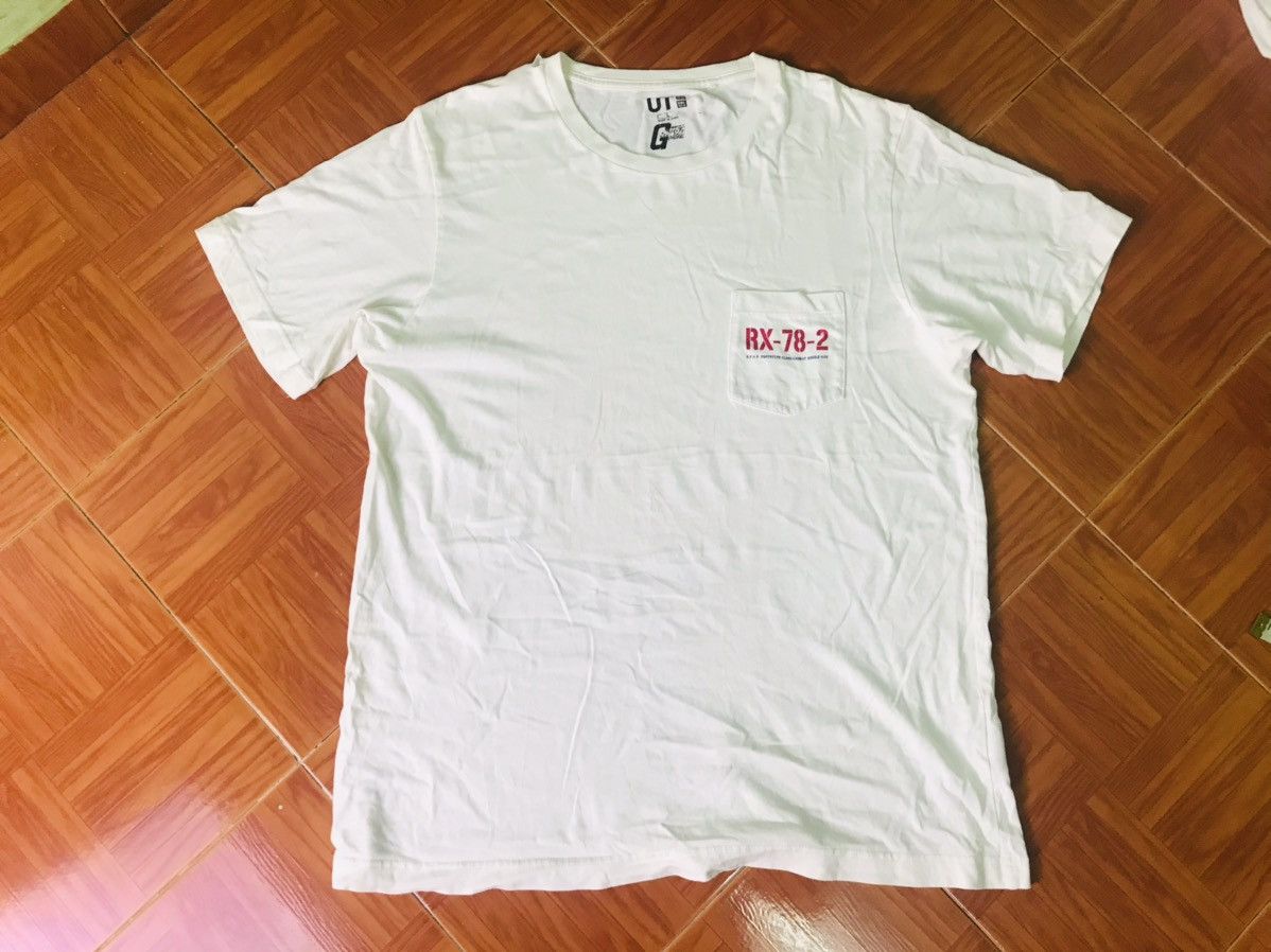 Japanese Brand × Uniqlo ‼️‼️ uniqlo celebrates 40 years of 'gundam' very rare Size US L / EU 52-54 / 3 - 3 Thumbnail