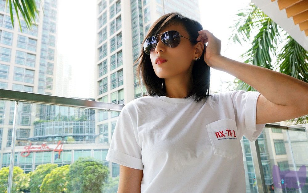 Japanese Brand × Uniqlo ‼️‼️ uniqlo celebrates 40 years of 'gundam' very rare Size US L / EU 52-54 / 3 - 1 Thumbnail