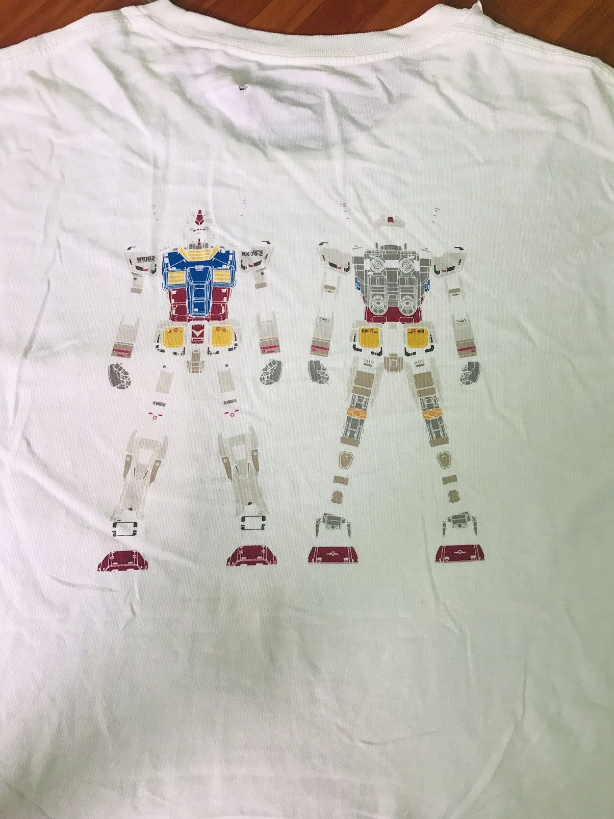 Japanese Brand × Uniqlo ‼️‼️ uniqlo celebrates 40 years of 'gundam' very rare Size US L / EU 52-54 / 3 - 5 Thumbnail