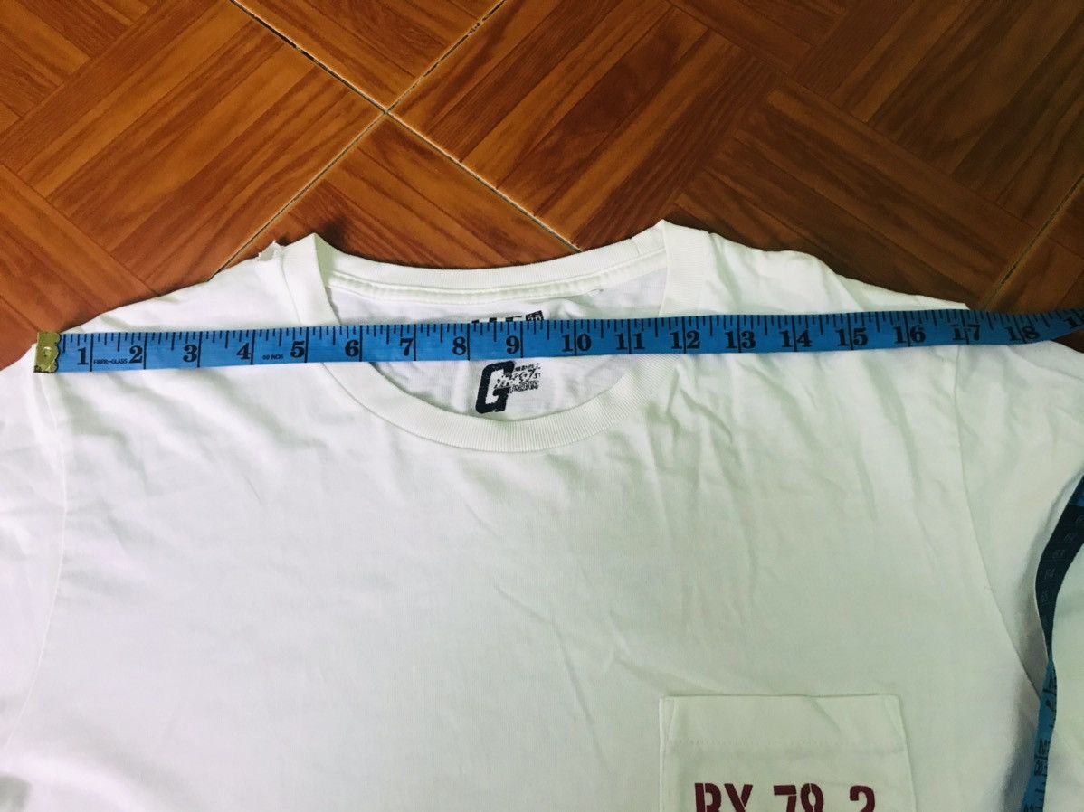 Japanese Brand × Uniqlo ‼️‼️ uniqlo celebrates 40 years of 'gundam' very rare Size US L / EU 52-54 / 3 - 11 Thumbnail