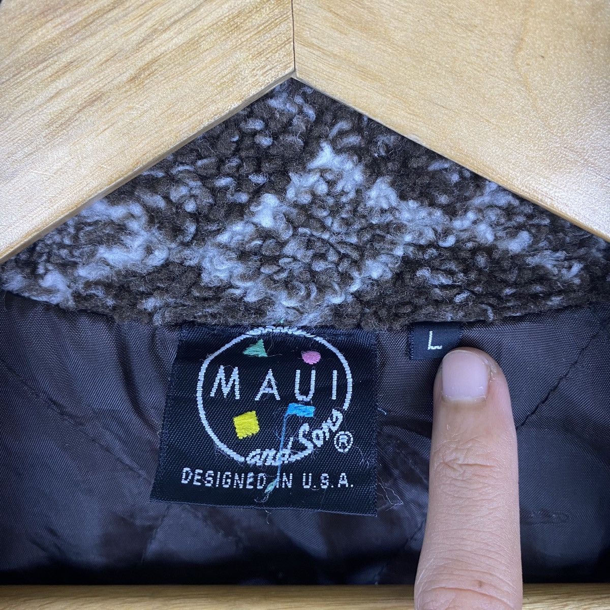 Maui and Sons × Vintage Vintage MAUI AND SONS Abstract Design Fleece Sweater Jacket Size US L / EU 52-54 / 3 - 6 Thumbnail