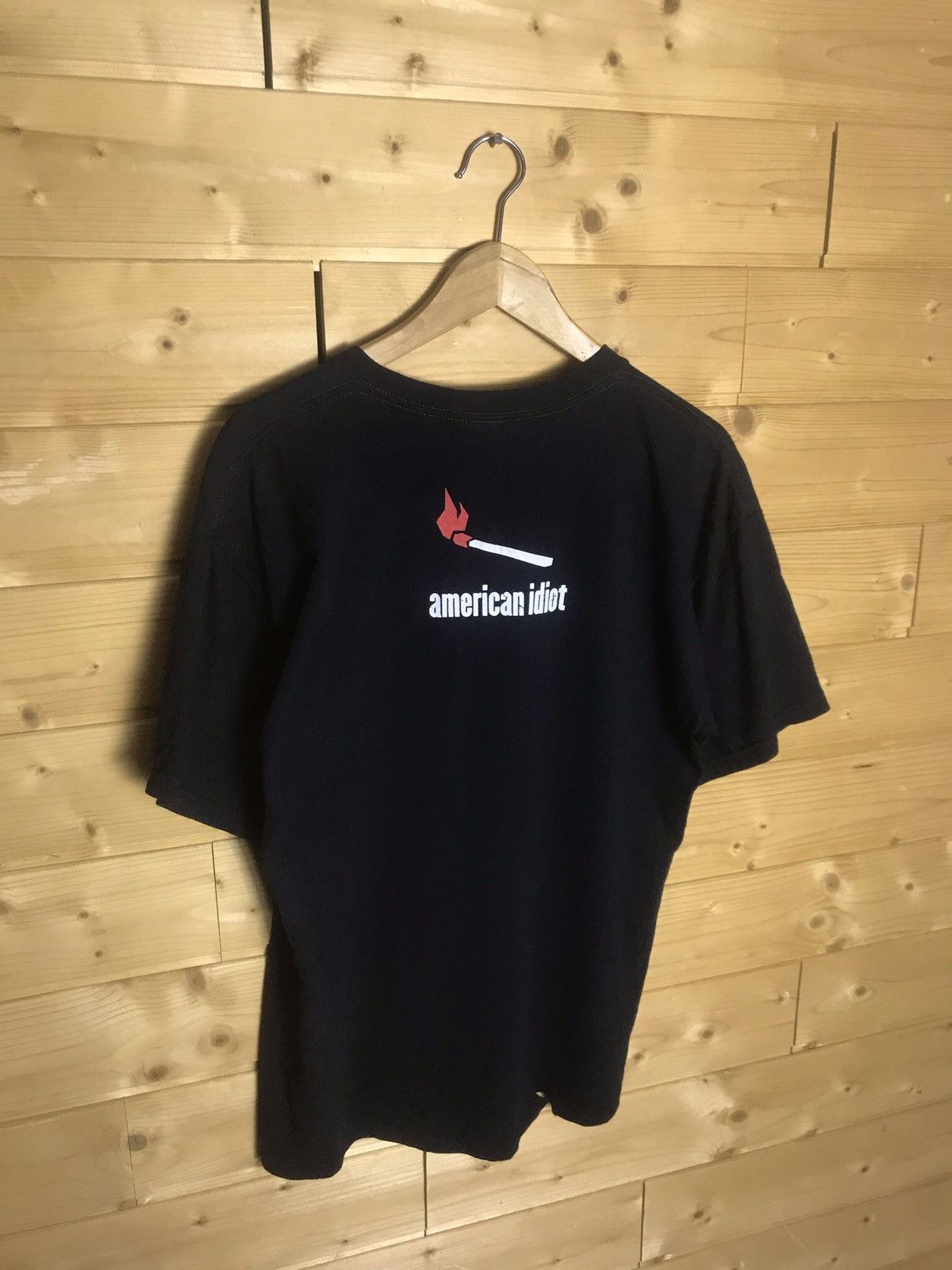 Band Tees 2005 Vintage Green Day American Idiot t-shirt Size US L / EU 52-54 / 3 - 9 Thumbnail