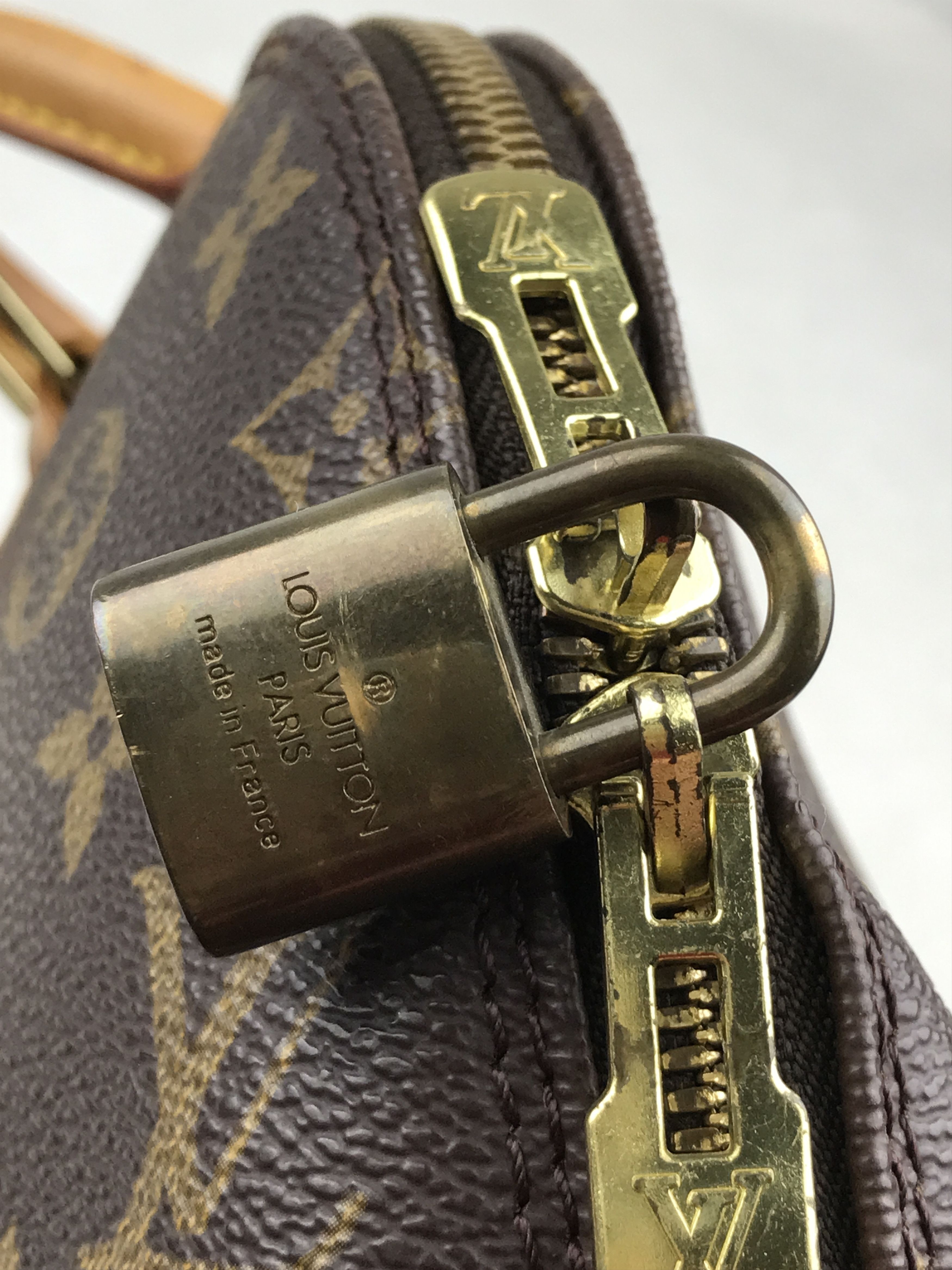 Louis Vuitton × Vintage Vintage Louis Vuitton Alma Monogram Size ONE SIZE - 23 Thumbnail