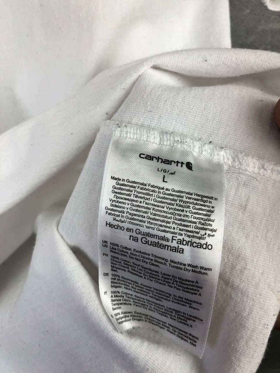 Carhartt × Vintage Vintage Mens Carhartt Out Box White Logo Pocket T -Shirt Size US L / EU 52-54 / 3 - 4 Thumbnail
