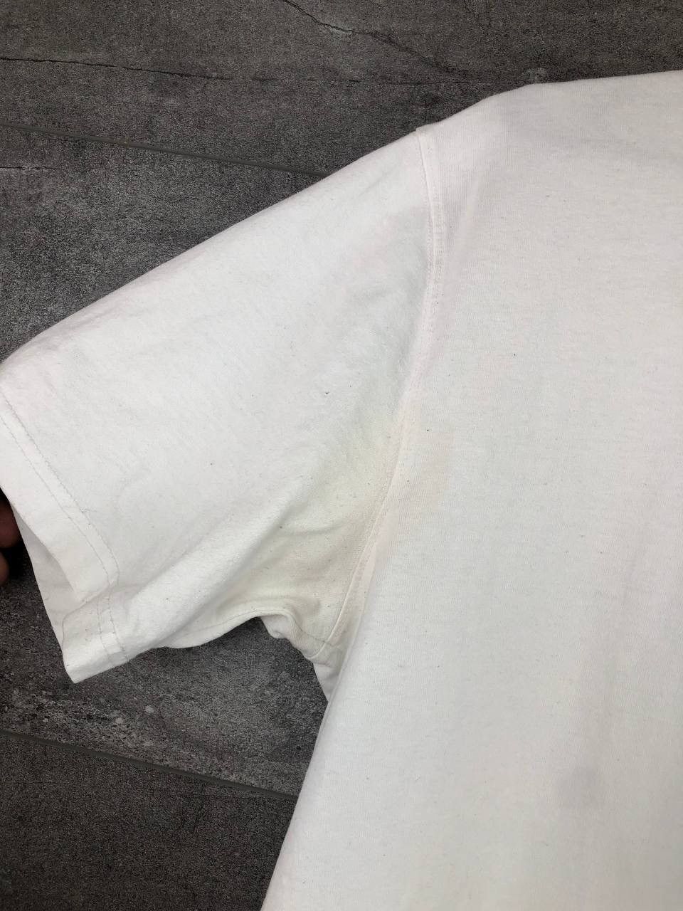 Carhartt × Vintage Vintage Mens Carhartt Out Box White Logo Pocket T -Shirt Size US L / EU 52-54 / 3 - 16 Thumbnail