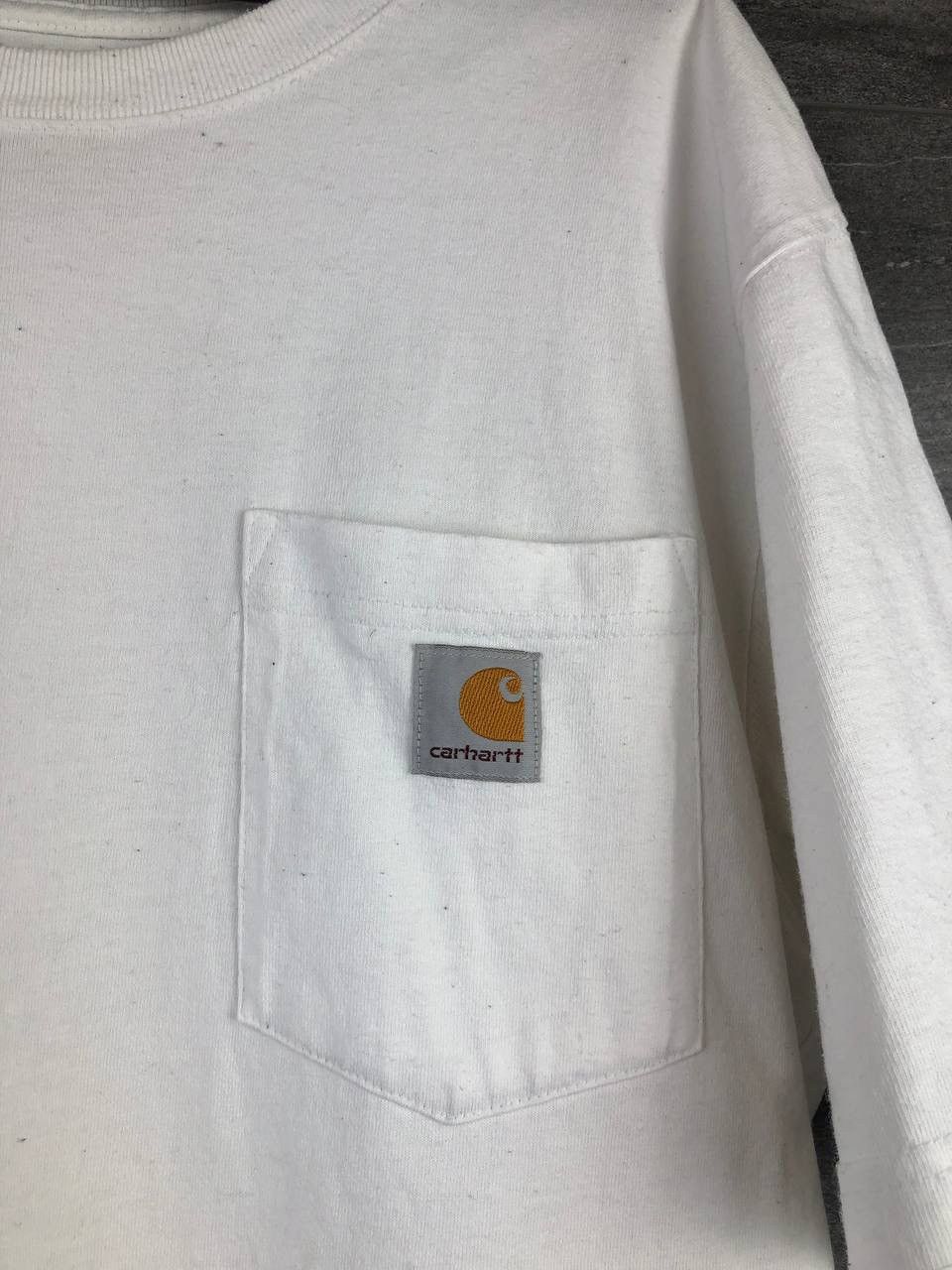 Carhartt × Vintage Vintage Mens Carhartt Out Box White Logo Pocket T -Shirt Size US L / EU 52-54 / 3 - 2 Thumbnail