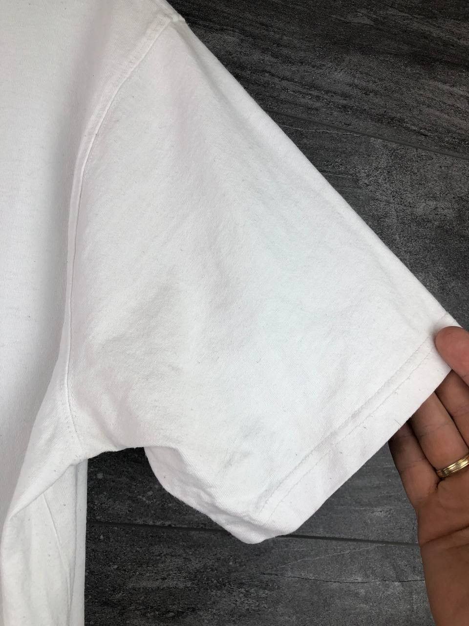 Carhartt × Vintage Vintage Mens Carhartt Out Box White Logo Pocket T -Shirt Size US L / EU 52-54 / 3 - 12 Thumbnail