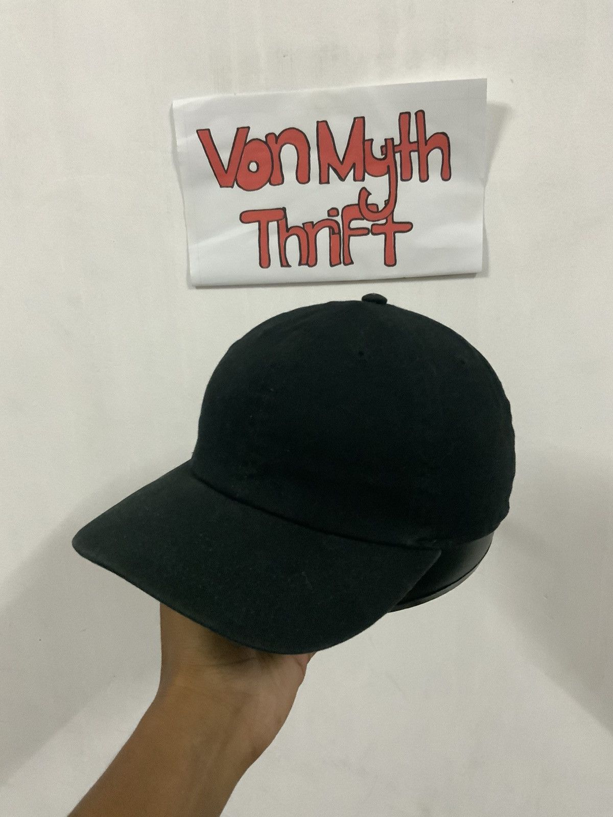 Hat Club Black Moon Newhattan Hat Size ONE SIZE - 1 Thumbnail