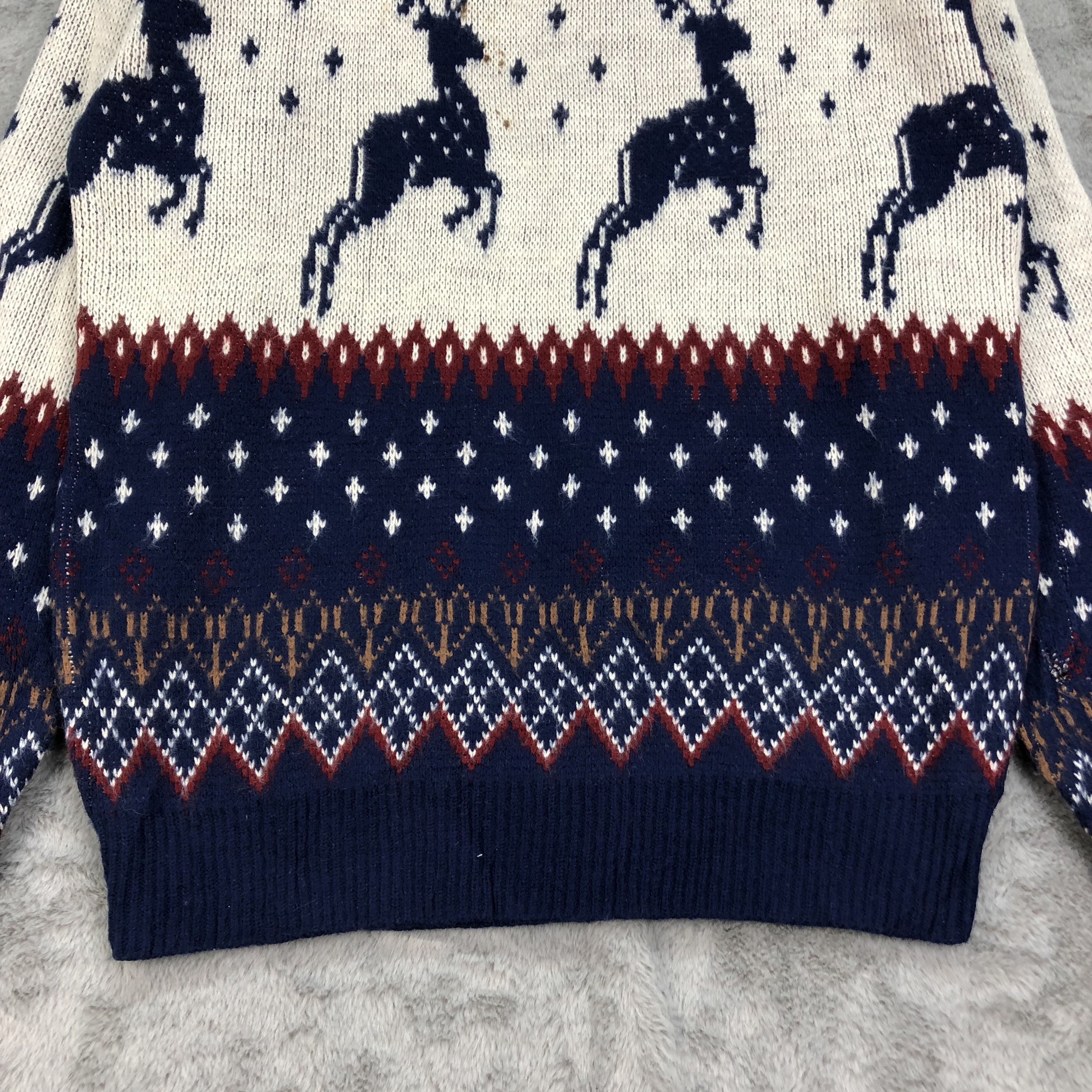 Japanese Brand Nice Graphic Design on Knitwear Sweater #4471-155 Size US L / EU 52-54 / 3 - 4 Thumbnail