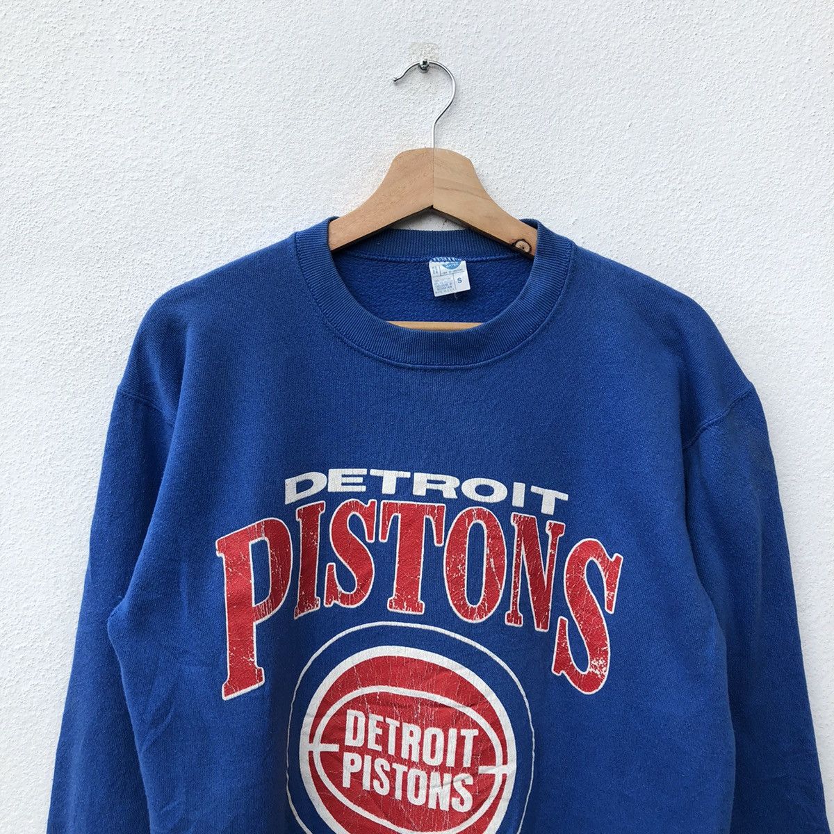 Vintage VINTAGE SWEATSHIRT DETROIT PISTONS BIG LOGO MADE IN USA Size US S / EU 44-46 / 1 - 3 Thumbnail