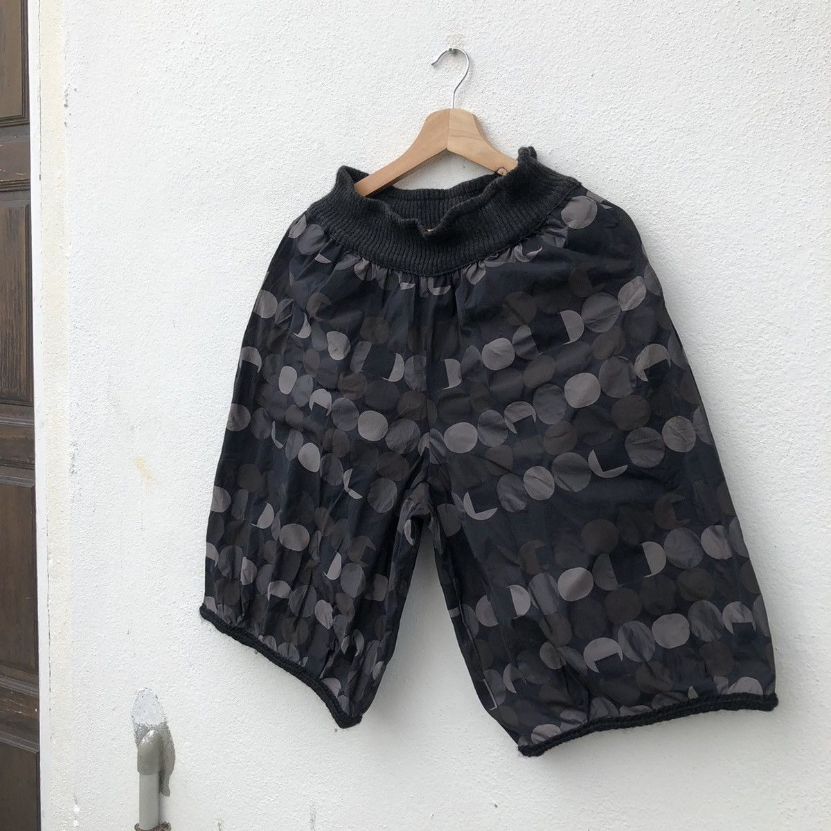 Japanese Brand M.8KYOKO BUBLE DOR FULL PRINT SHORT PANT MADE IN JAPAN Size US 30 / EU 46 - 2 Thumbnail