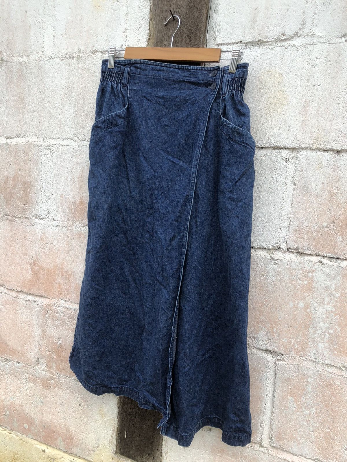 Calvin Klein Ladies Long Skirt Calvin Klein US Size 32" / US 10 / IT 46 - 1 Thumbnail