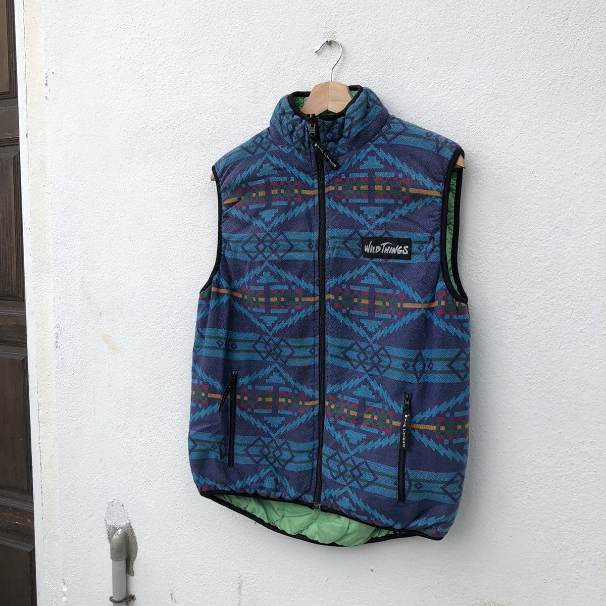 Japanese Brand VINTAGE WILD THINGS REVERSIBLE VEST NAVAJO DESIGN Size US M / EU 48-50 / 2 - 2 Thumbnail