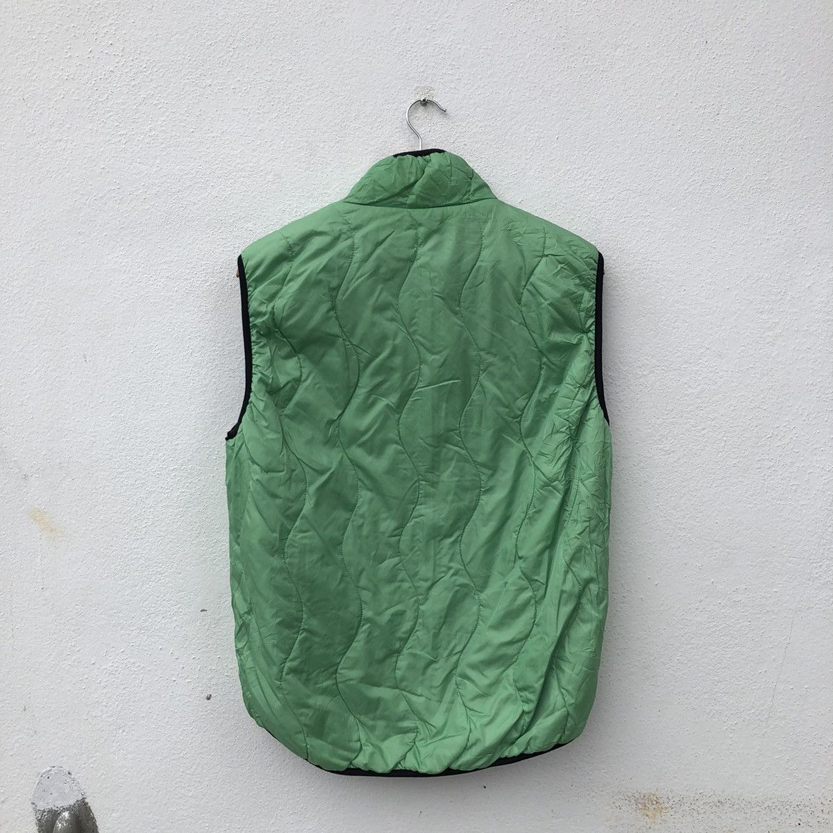 Japanese Brand VINTAGE WILD THINGS REVERSIBLE VEST NAVAJO DESIGN Size US M / EU 48-50 / 2 - 9 Thumbnail