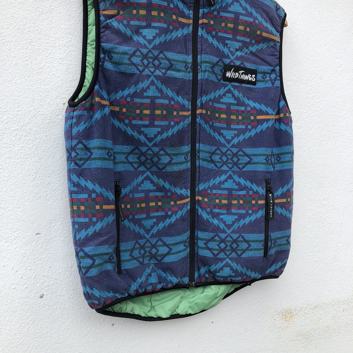 Japanese Brand VINTAGE WILD THINGS REVERSIBLE VEST NAVAJO DESIGN Size US M / EU 48-50 / 2 - 4 Thumbnail