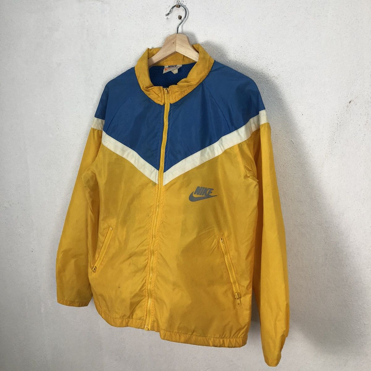 Nike VINTAGE NIKE SPORTSWEAR MADE IN USA RARE COLOUR Size US M / EU 48-50 / 2 - 2 Thumbnail