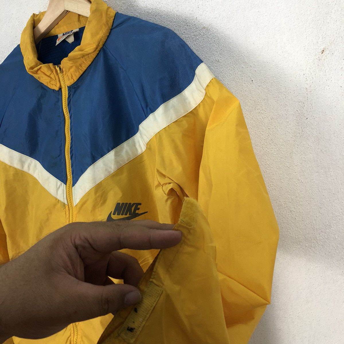 Nike VINTAGE NIKE SPORTSWEAR MADE IN USA RARE COLOUR Size US M / EU 48-50 / 2 - 6 Thumbnail