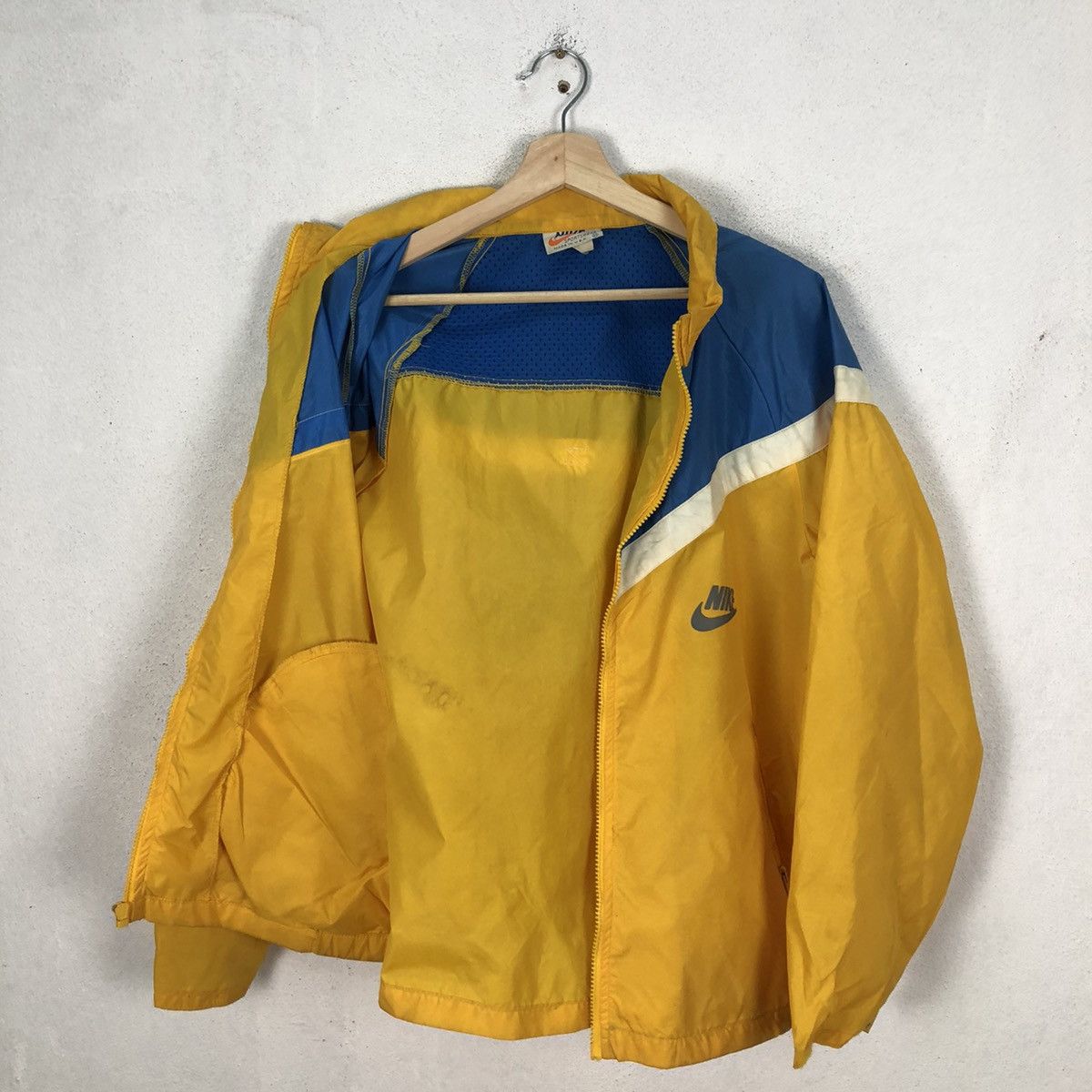 Nike VINTAGE NIKE SPORTSWEAR MADE IN USA RARE COLOUR Size US M / EU 48-50 / 2 - 10 Thumbnail