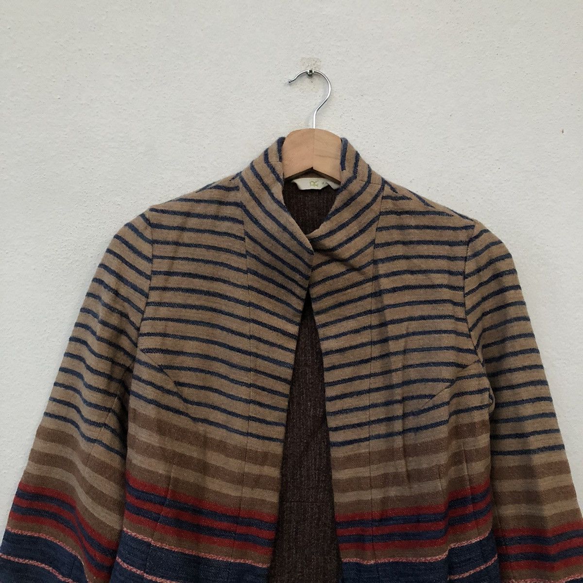 45rpm RARE REVERSIBLE CROPPED WOOL JACKET 45RPM STUDIOS Size US M / EU 48-50 / 2 - 4 Thumbnail