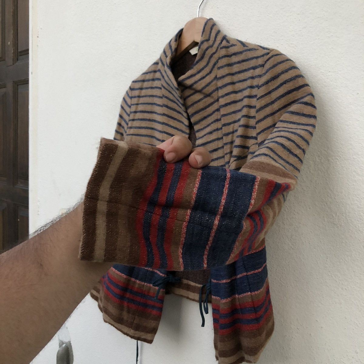45rpm RARE REVERSIBLE CROPPED WOOL JACKET 45RPM STUDIOS Size US M / EU 48-50 / 2 - 7 Thumbnail
