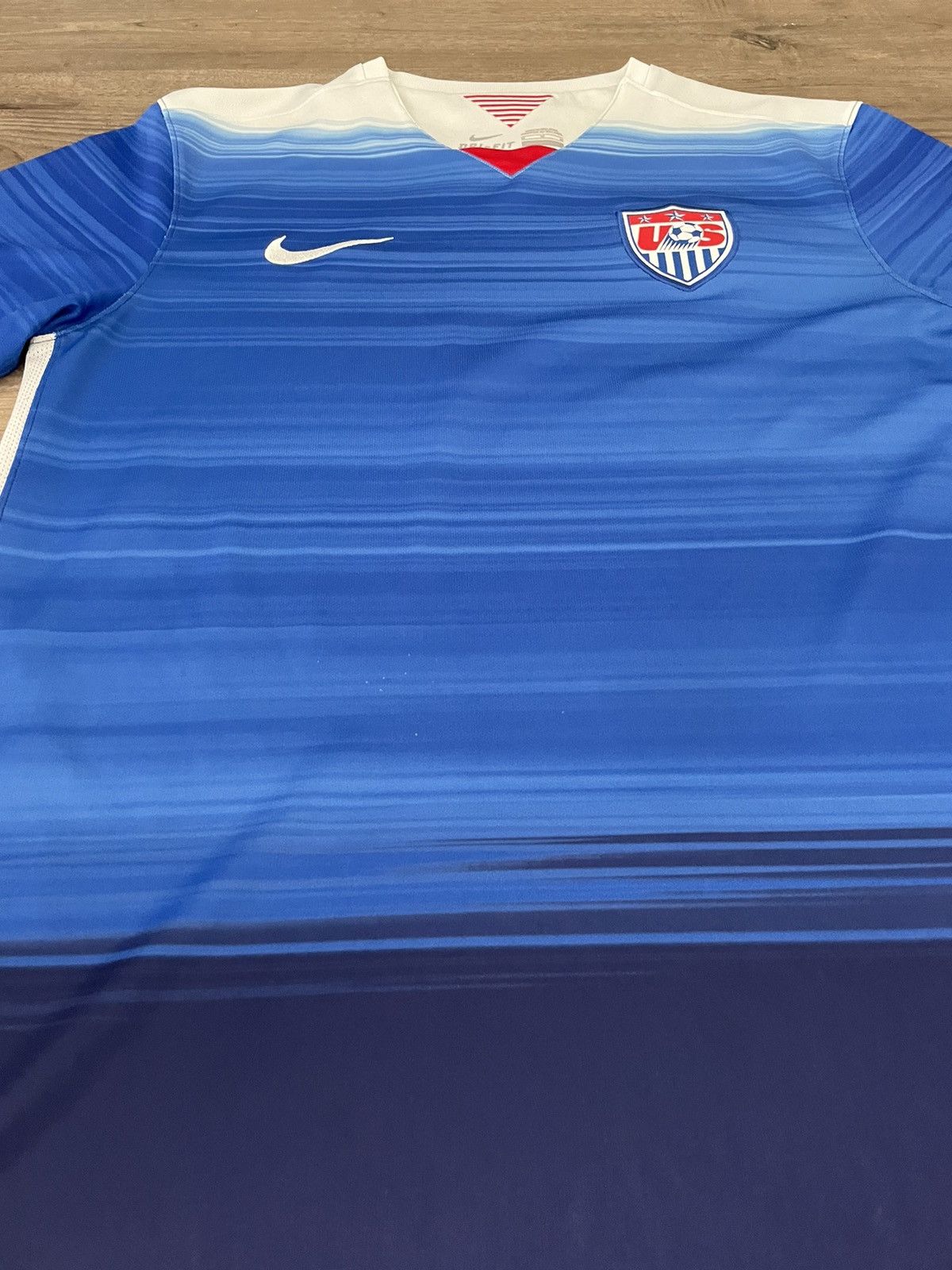 Nike USA 2015 Away Jersey Size US M / EU 48-50 / 2 - 3 Thumbnail