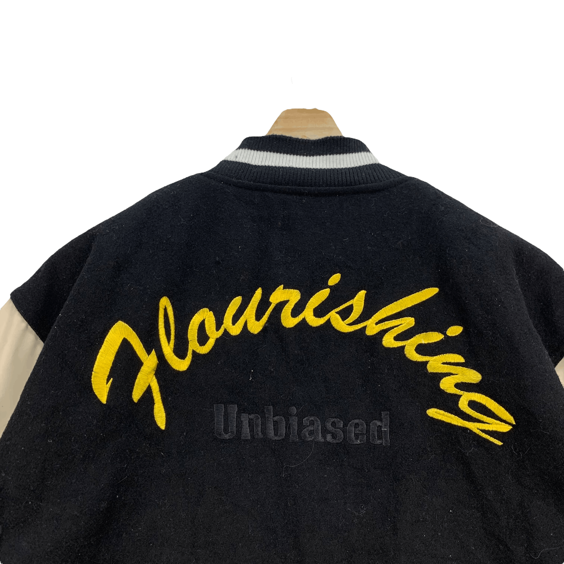 Japanese Brand flourishing unbiased Embroidery Big Logo Varsity #3939-136 Size US XL / EU 56 / 4 - 17 Thumbnail