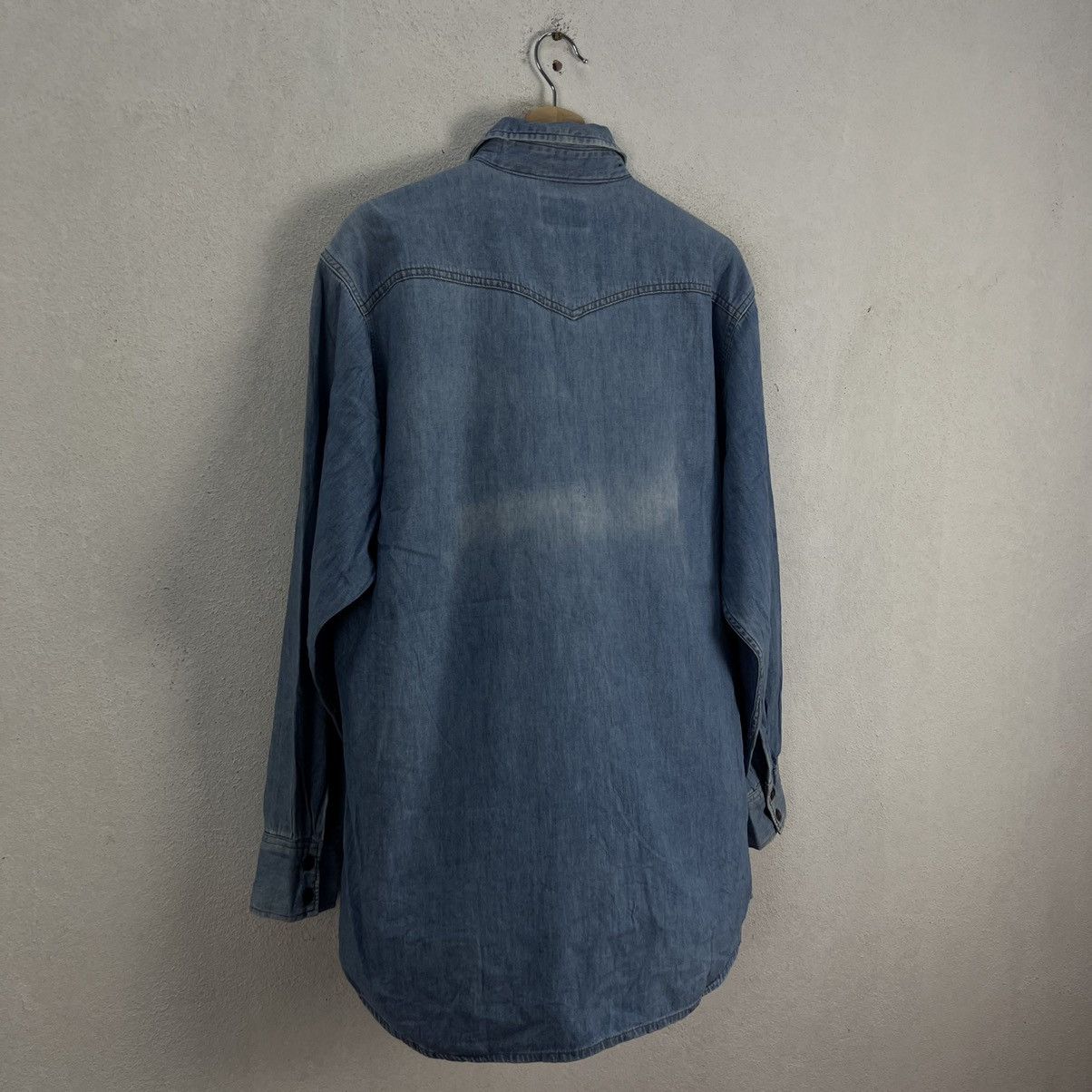 Levi's VINTAGE LEVI'S BLUE SHIRTS BUTTON UPS JEANS STYLE WEAR Size US L / EU 52-54 / 3 - 10 Thumbnail
