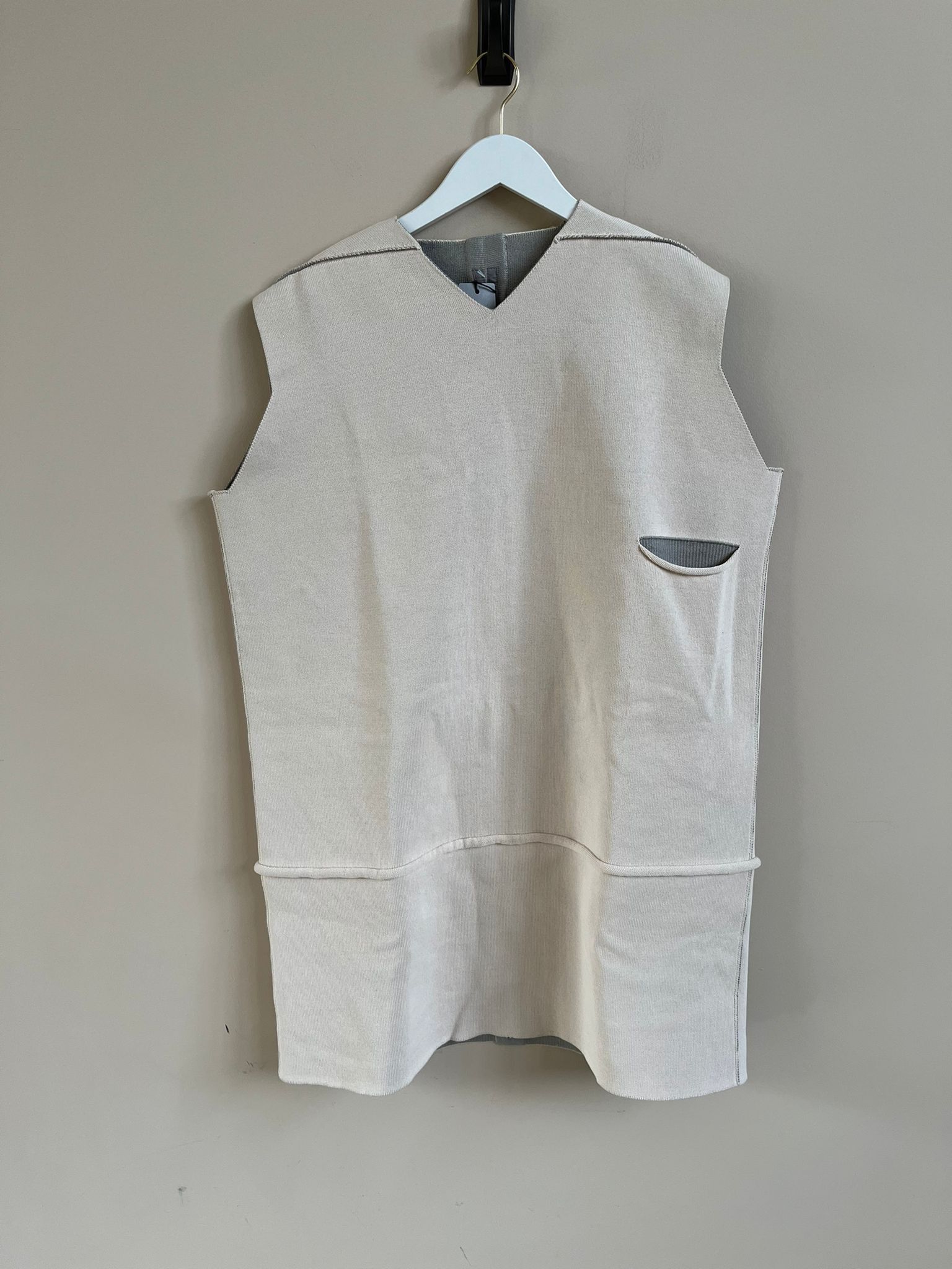 Rick Owens FW18 Long Sleeveless Knit in Natural Size US M / EU 48-50 / 2 - 3 Thumbnail