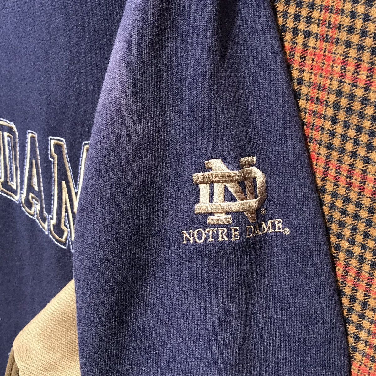 Starter Vintage Notre Dame College Hoodie Sweatshirt Starter. Size US L / EU 52-54 / 3 - 7 Thumbnail