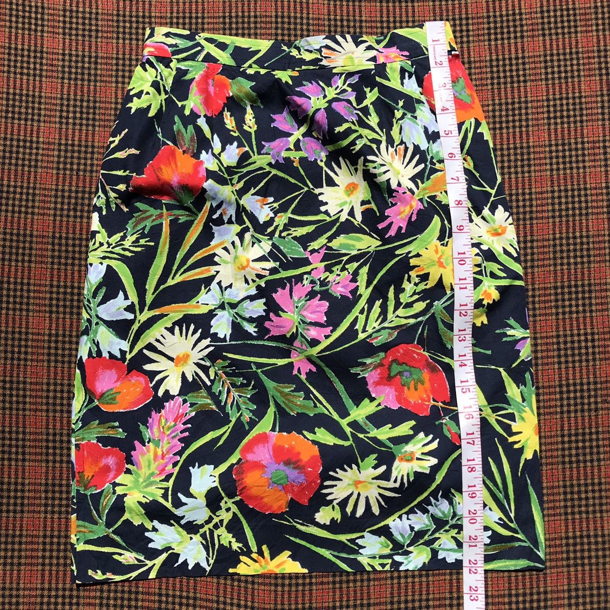 Vintage × Yves Saint Laurent Vintage Yves Saint Laurent Flowers Skirt YSL Size 26" / US 2 / IT 38 - 16 Thumbnail