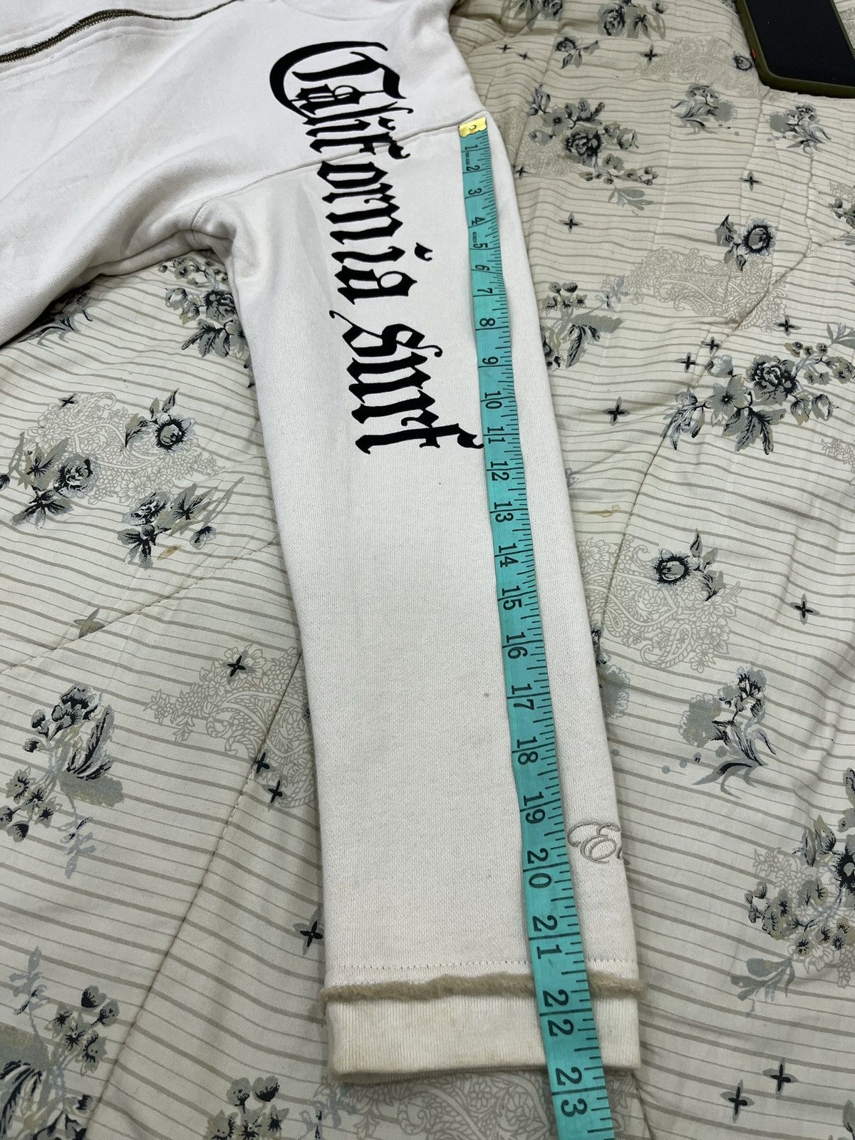 Japanese Brand (Aaa). VINTAGE EDGE CALIFORNIA SURF HOODIE SWEATER Size US S / EU 44-46 / 1 - 15 Thumbnail