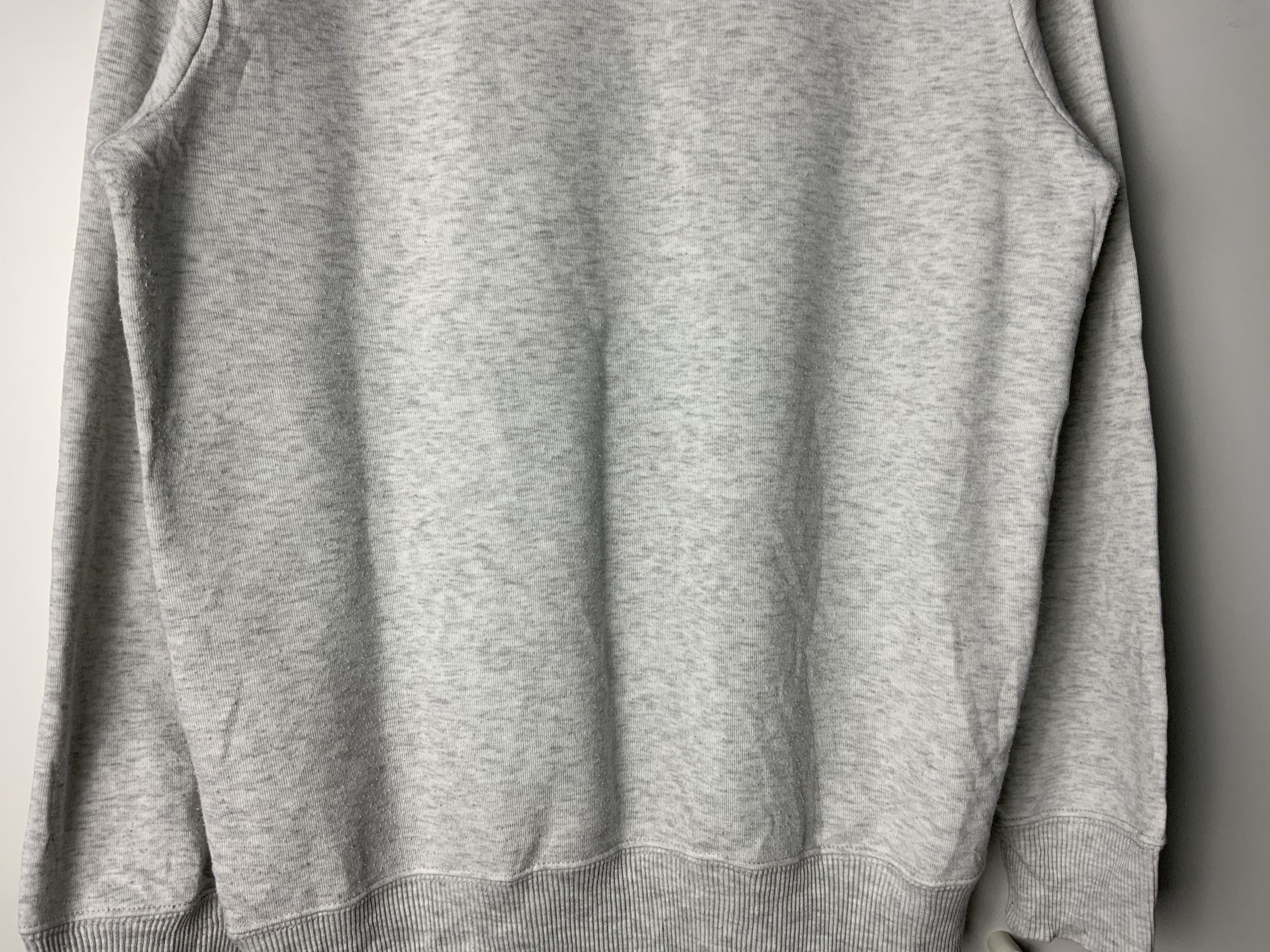 Vintage Vintage Winnie The Pooh Disney Movie Sweatshirt Size US L / EU 52-54 / 3 - 10 Thumbnail