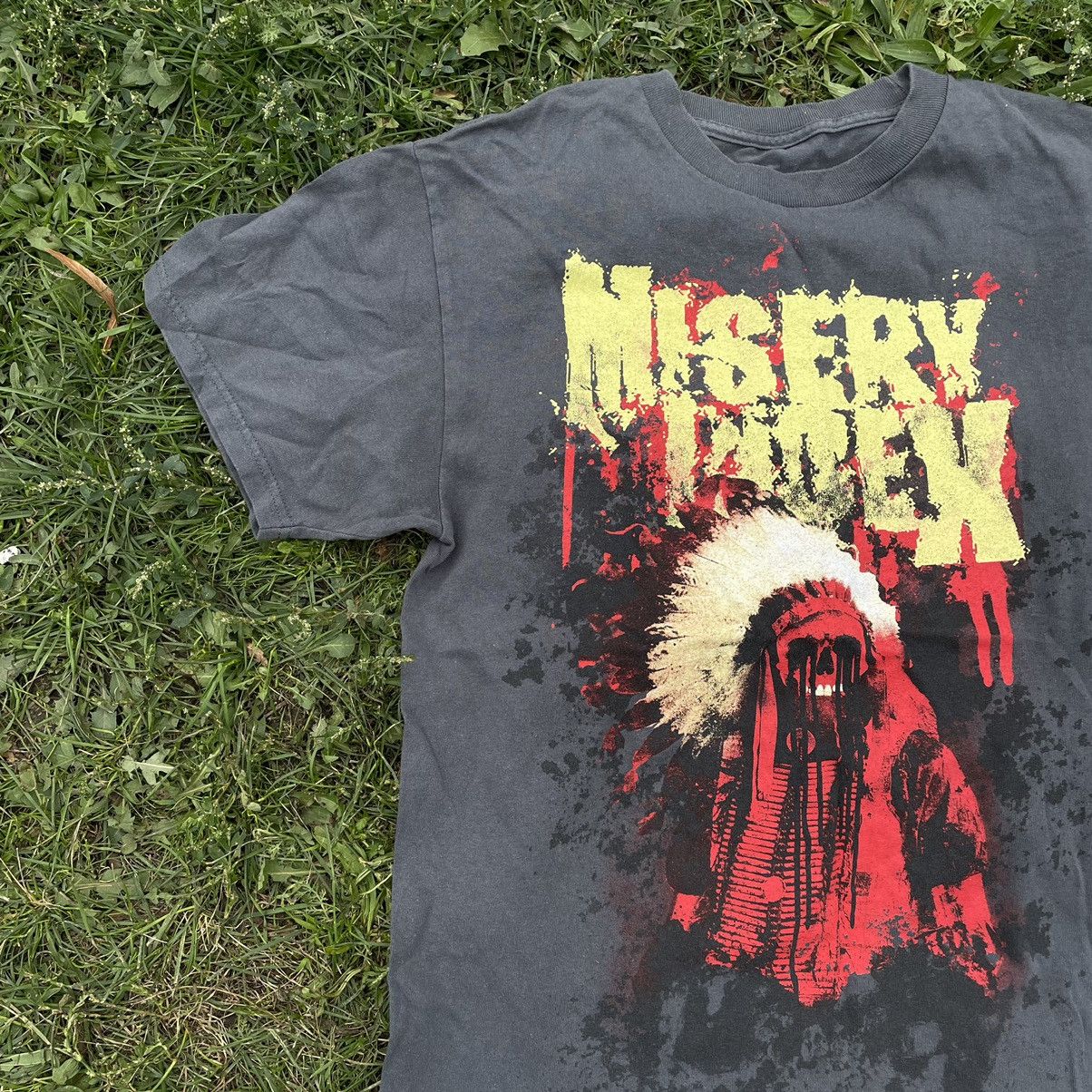 Band Tees Vintage Y2K Skulls Vamp Devil Dead Face Horror Print Tee Size US M / EU 48-50 / 2 - 3 Thumbnail