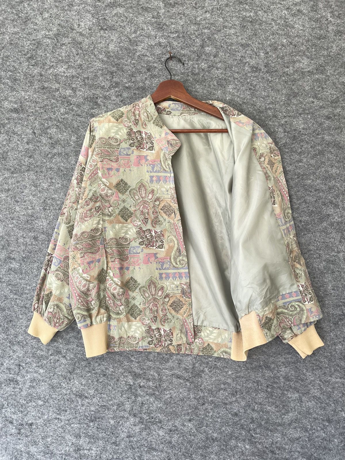 Japanese Brand VINTAGE OVERPRINTED BOMBERS Size M / US 6-8 / IT 42-44 - 5 Thumbnail