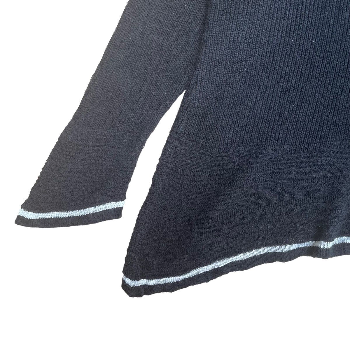 Issey Miyake × Japanese Brand × Tsumori Chisato Issey Miyake Black Button Up Knit Size US M / EU 48-50 / 2 - 7 Thumbnail