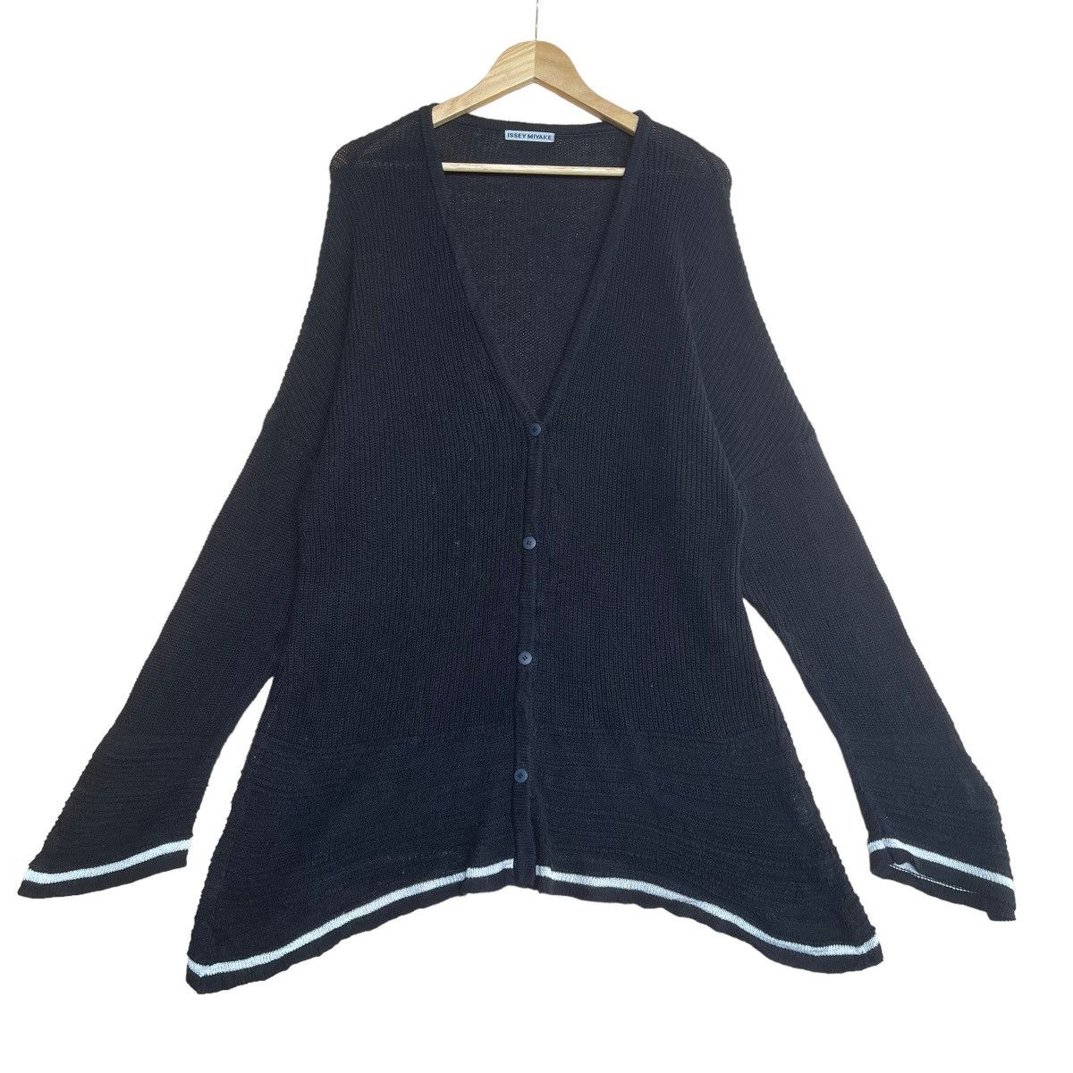 Issey Miyake × Japanese Brand × Tsumori Chisato Issey Miyake Black Button Up Knit Size US M / EU 48-50 / 2 - 1 Thumbnail