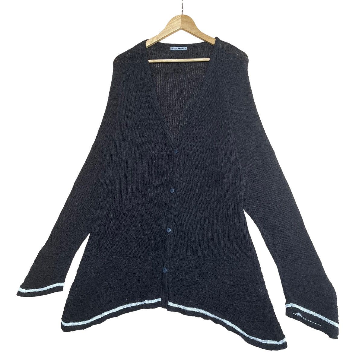 Issey Miyake × Japanese Brand × Tsumori Chisato Issey Miyake Black Button Up Knit Size US M / EU 48-50 / 2 - 3 Thumbnail