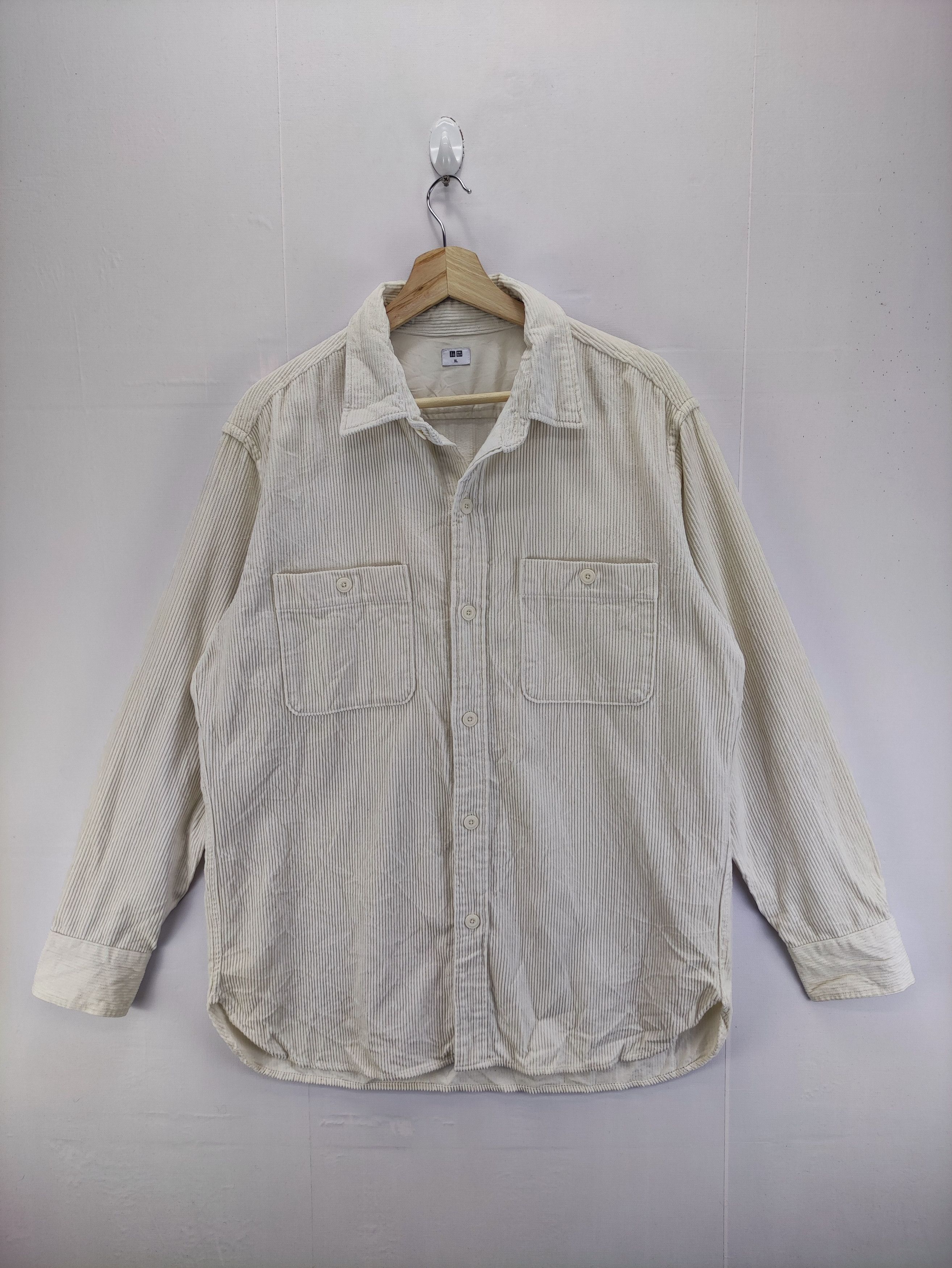 Uniqlo Uniqlo Corduroy Shirt Button Up Long Sleeve Size US XL / EU 56 / 4 - 1 Thumbnail