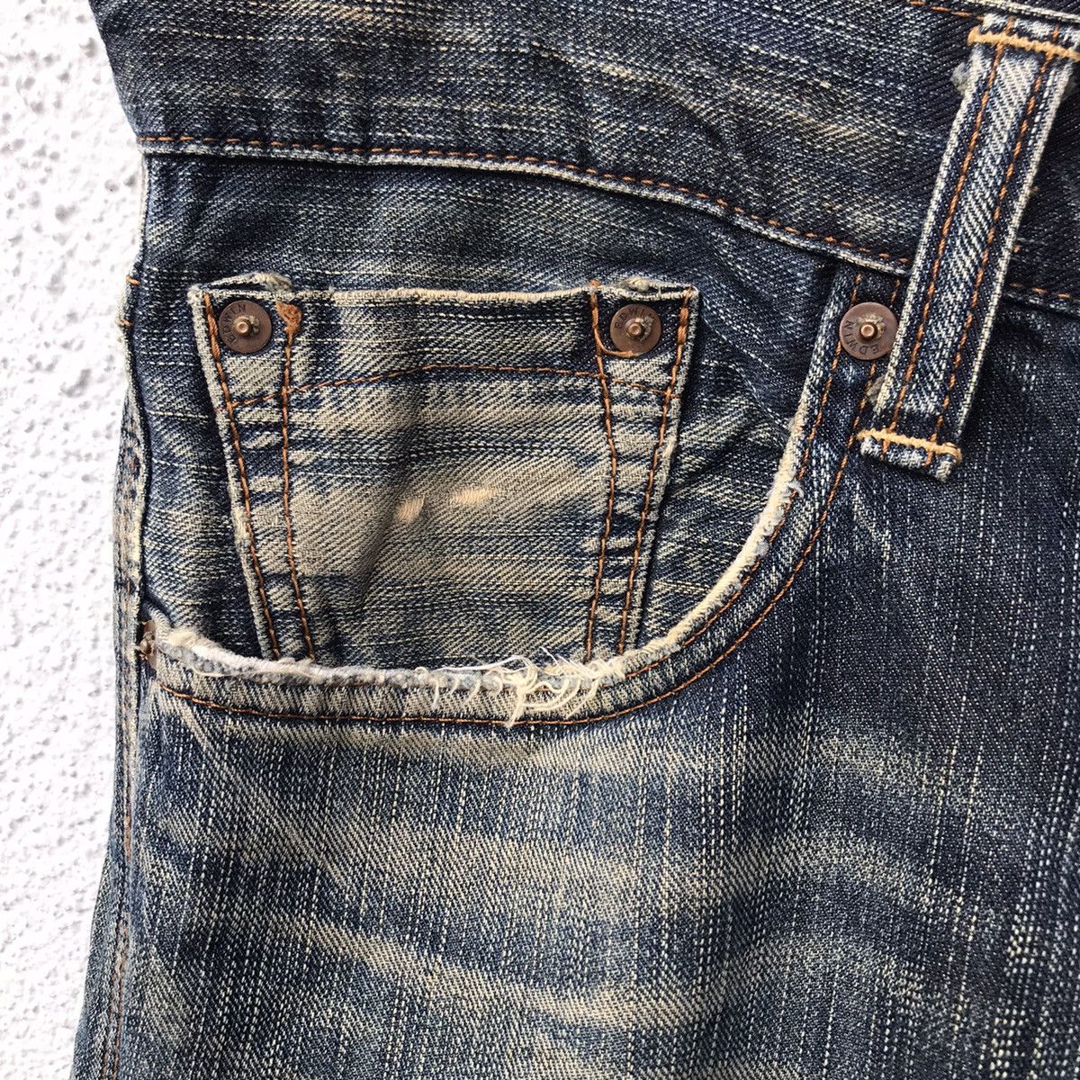 Edwin Vintage Edwin Denim Earth Tones Distressed Jeans Size US 34 / EU 50 - 7 Thumbnail