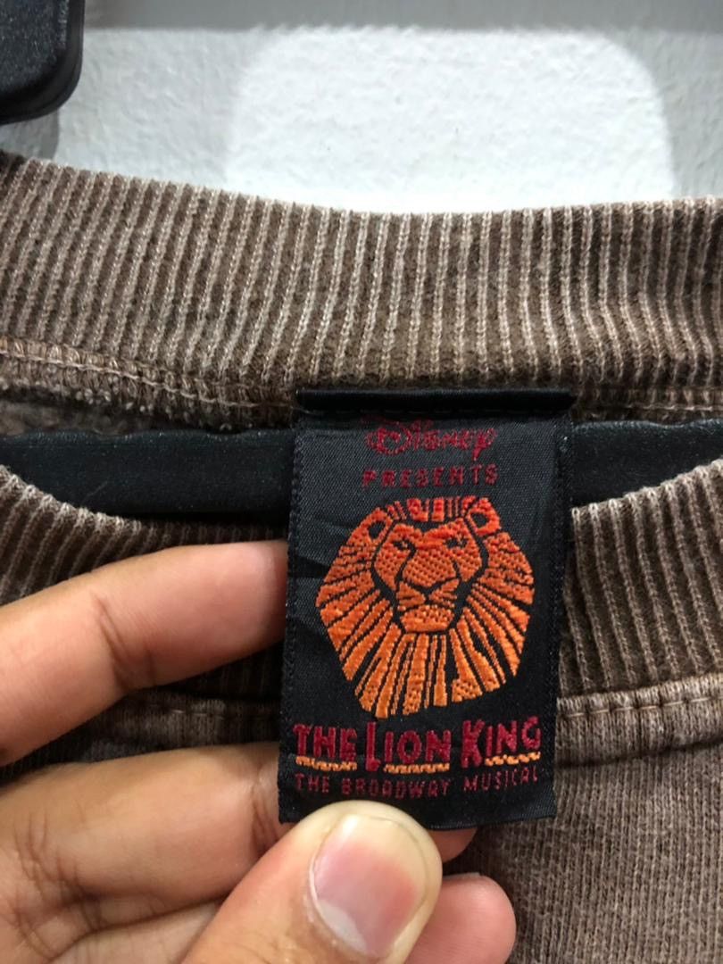 Disney × Vintage Vintage Disney Presents The Lion King Embroidered Logo Size US L / EU 52-54 / 3 - 6 Thumbnail