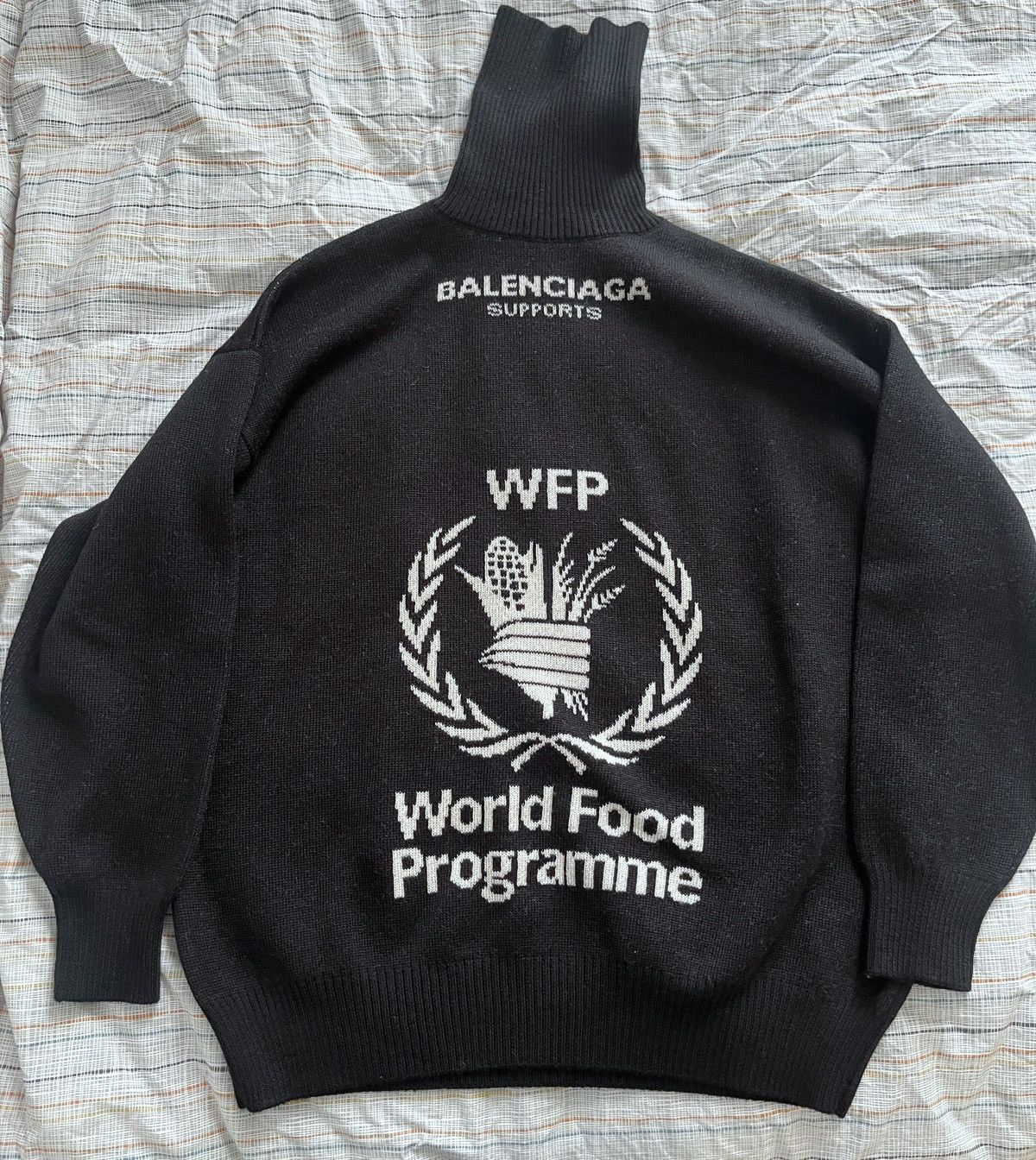 Balenciaga 2018 WFP oversized knit Grailed