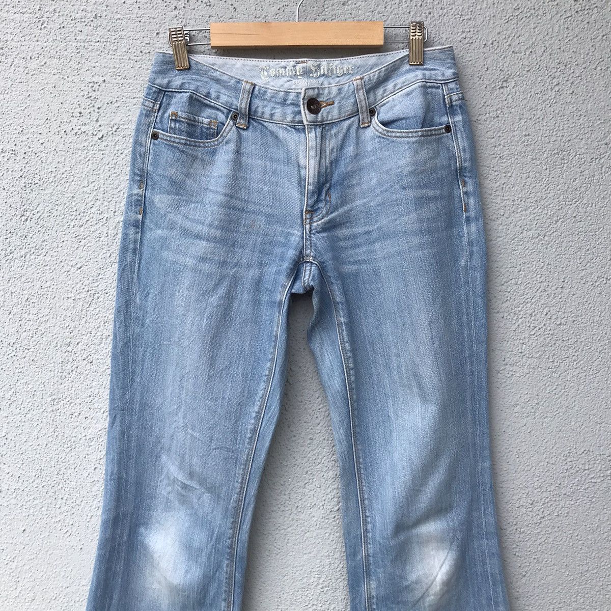 Tommy Hilfiger Vintage Tommy Hilfiger Denim Sun Faded Jeans Size US 29 - 2 Thumbnail